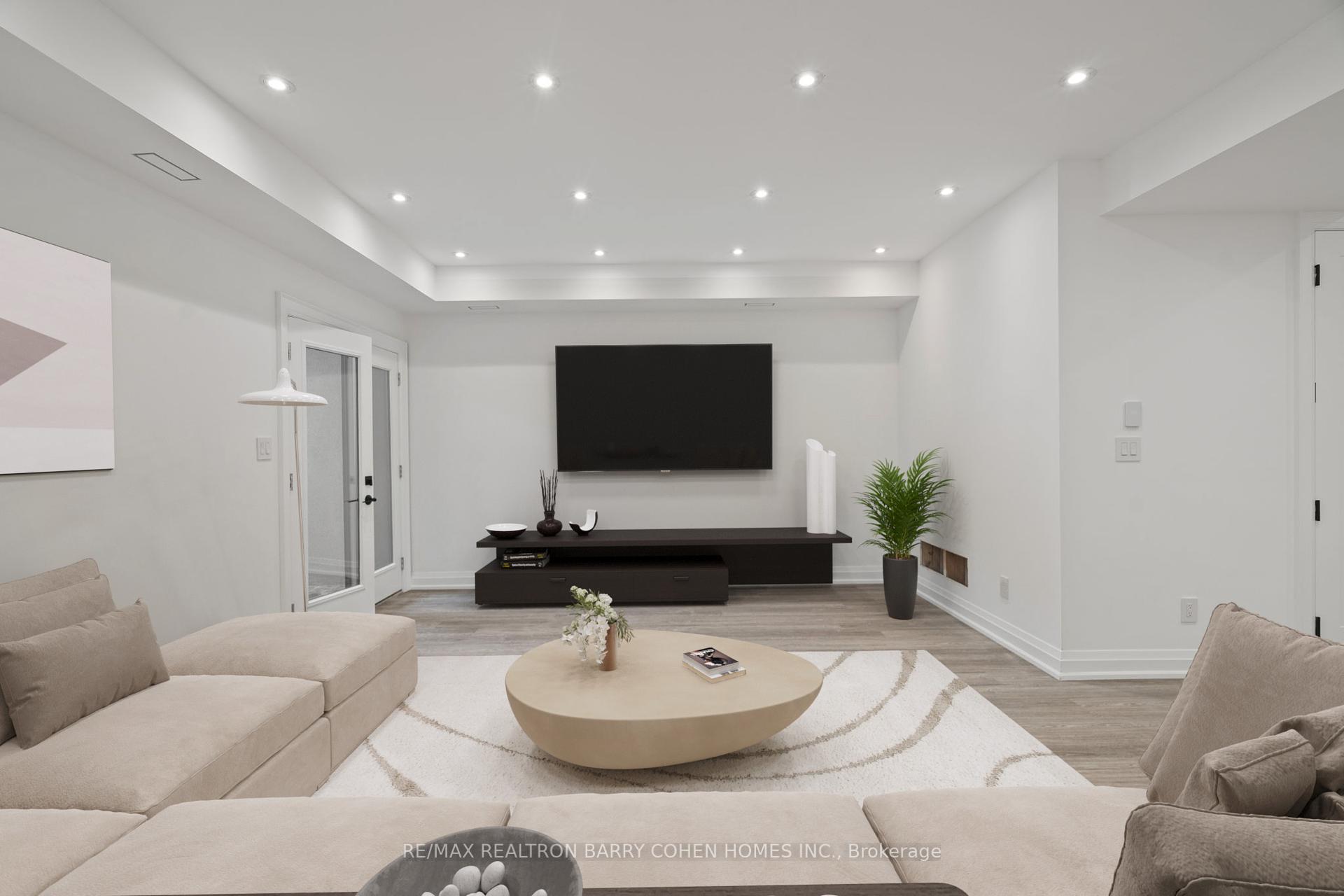 44 Donegall Dr, Toronto, ON M4G3G5 | 4 Bedroom 4 Bathroom Detached House | Image 32