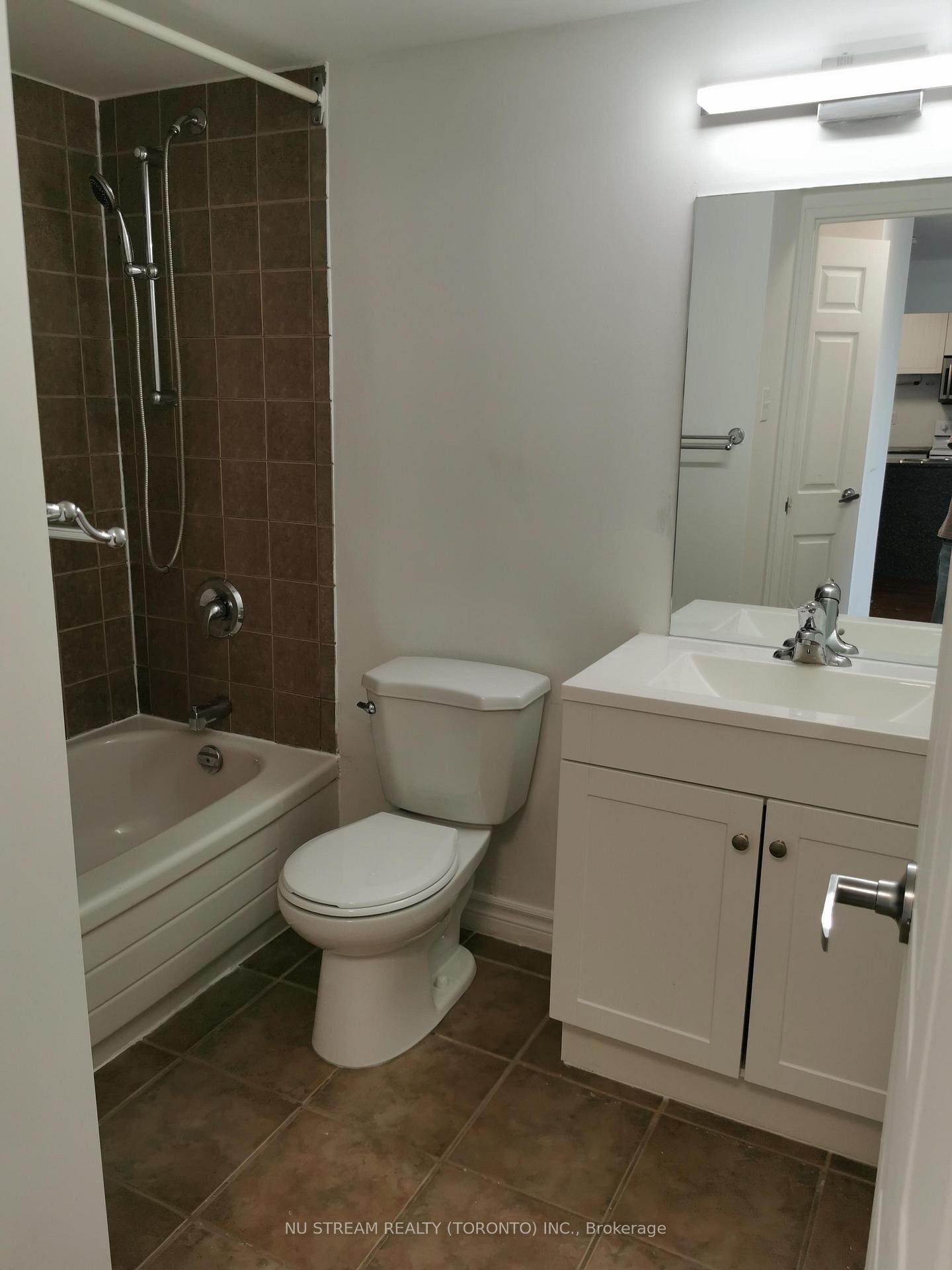 #602 - 105 McCaul St, Toronto, ON M5T2X4 | 1 Bedroom 1 Bathroom Condo Apt | Image 13