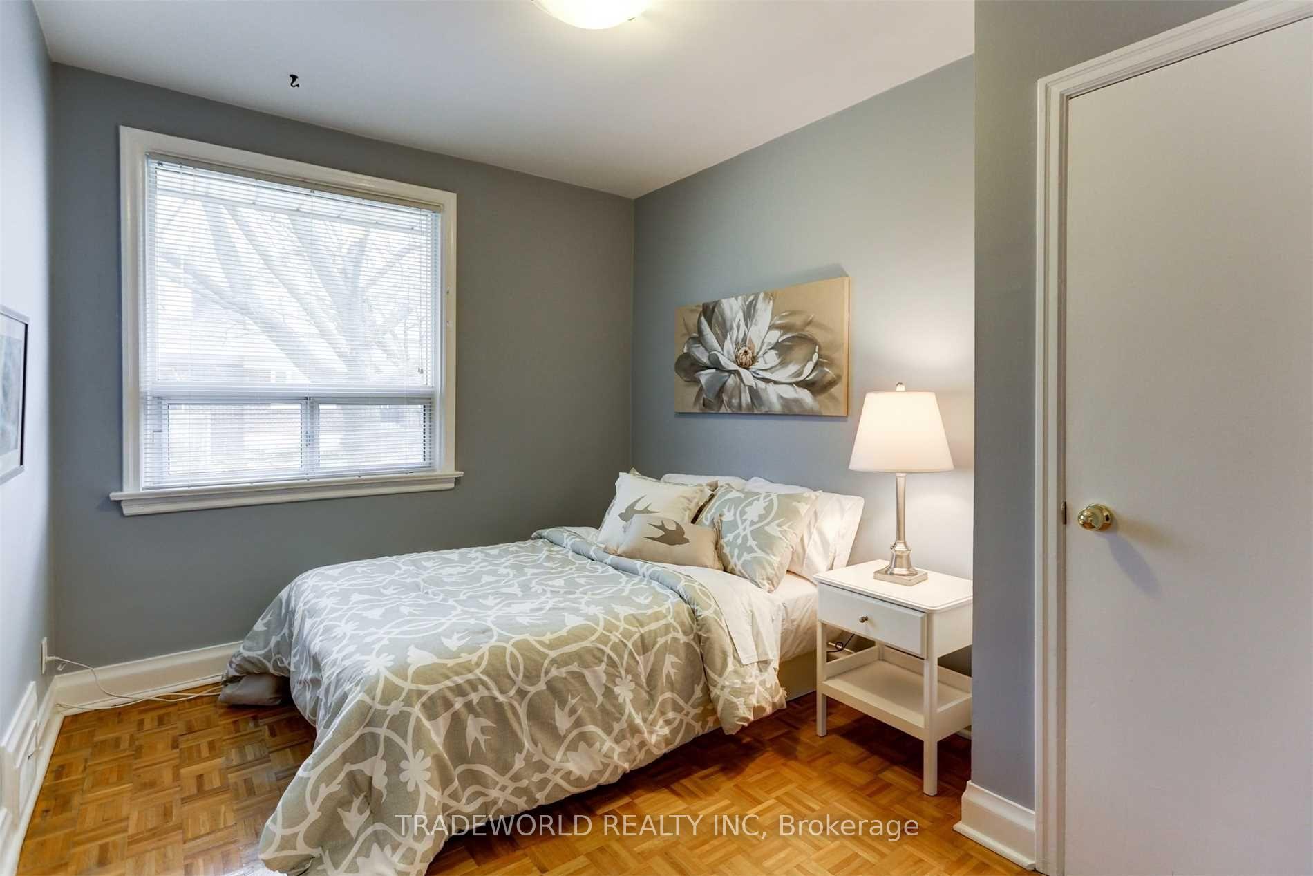183 Franklin Ave, Toronto, ON M2N1C6 | 3 Bedroom 3 Bathroom Detached House | Image 11