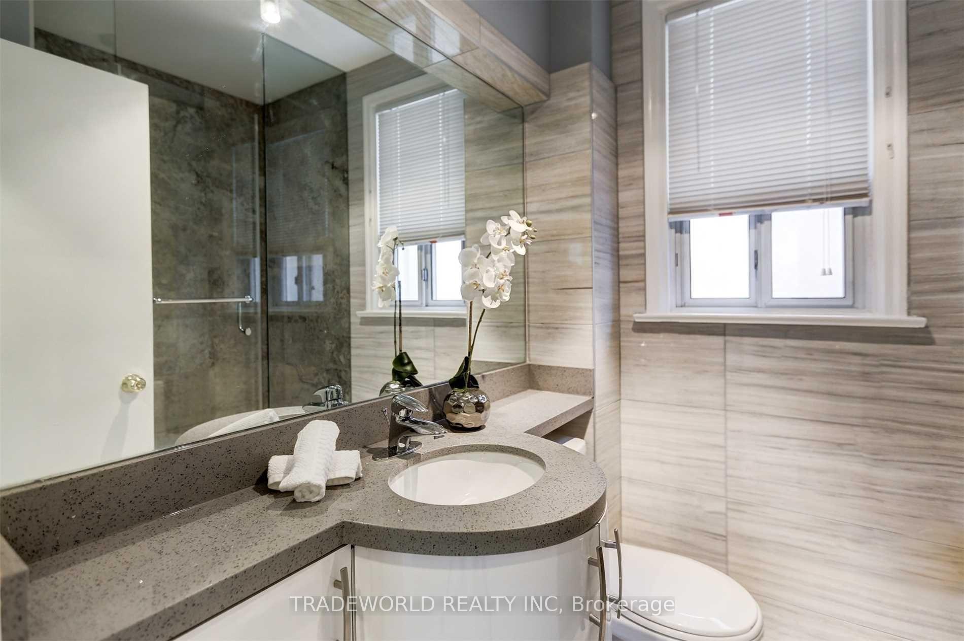 183 Franklin Ave, Toronto, ON M2N1C6 | 3 Bedroom 3 Bathroom Detached House | Image 13