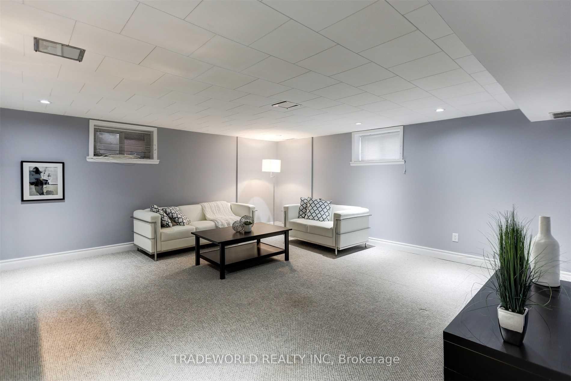 183 Franklin Ave, Toronto, ON M2N1C6 | 3 Bedroom 3 Bathroom Detached House | Image 14