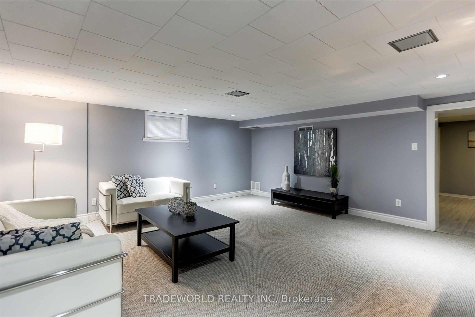 183 Franklin Ave, Toronto, ON M2N1C6 | 3 Bedroom 3 Bathroom Detached House | Image 16