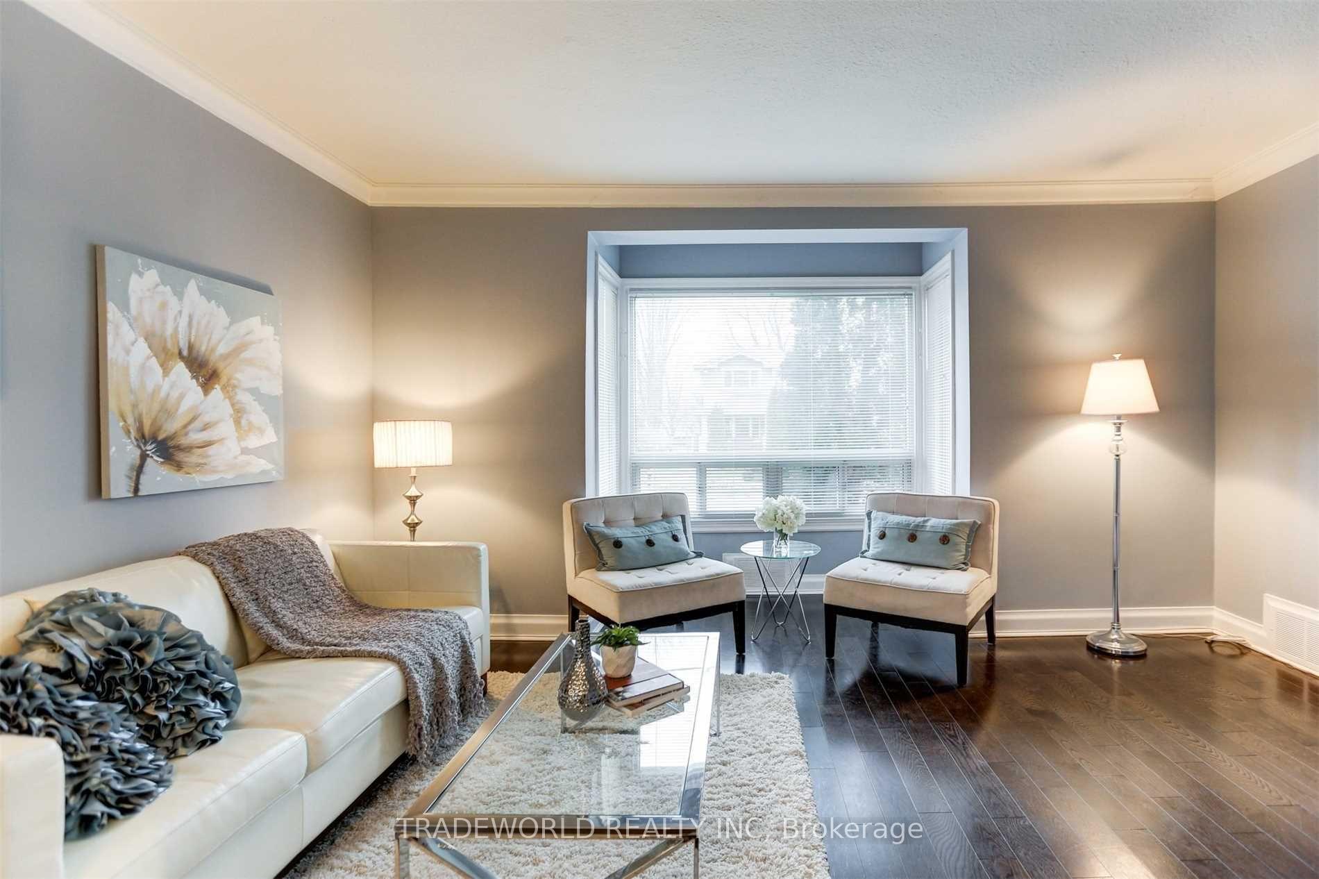 183 Franklin Ave, Toronto, ON M2N1C6 | 3 Bedroom 3 Bathroom Detached House | Image 5