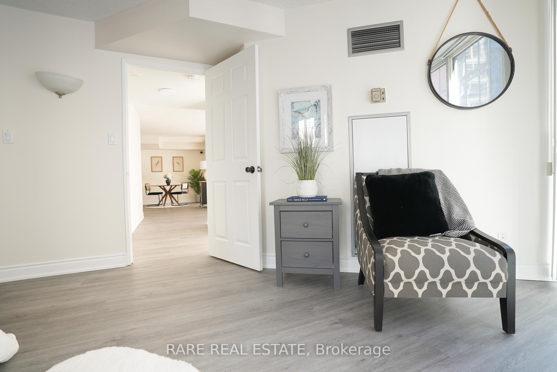 #203 - 24 Wellesley St W, Toronto, ON M4Y2X6 | 1 Bedroom 2 Bathroom Condo Apt | Image 10