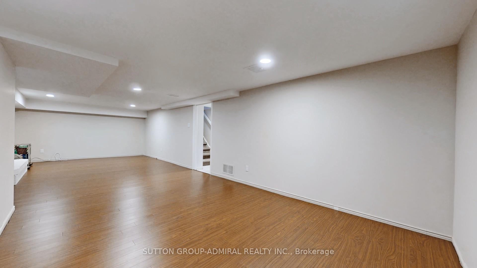 114 Lord Seaton Rd, Toronto, ON M2P1K9 | 4 Bedroom 5 Bathroom Detached House | Image 32