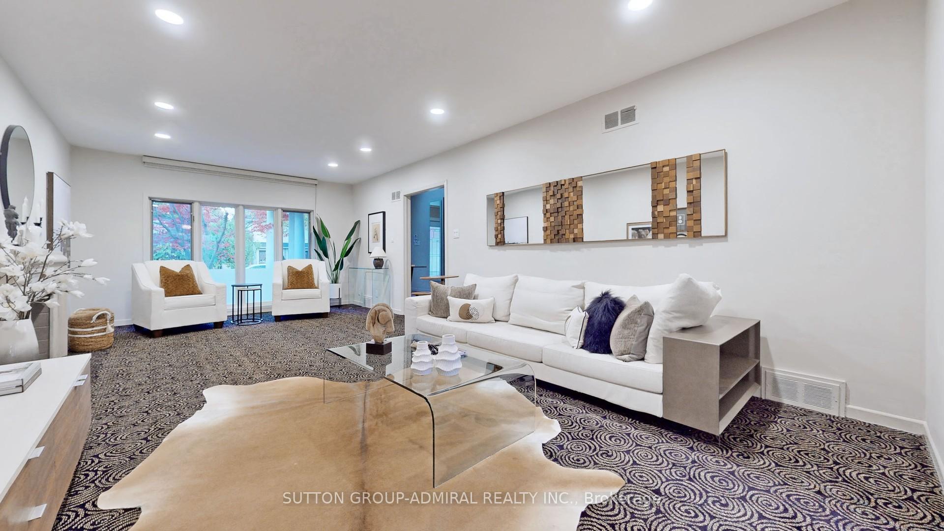 114 Lord Seaton Rd, Toronto, ON M2P1K9 | 4 Bedroom 5 Bathroom Detached House | Image 4