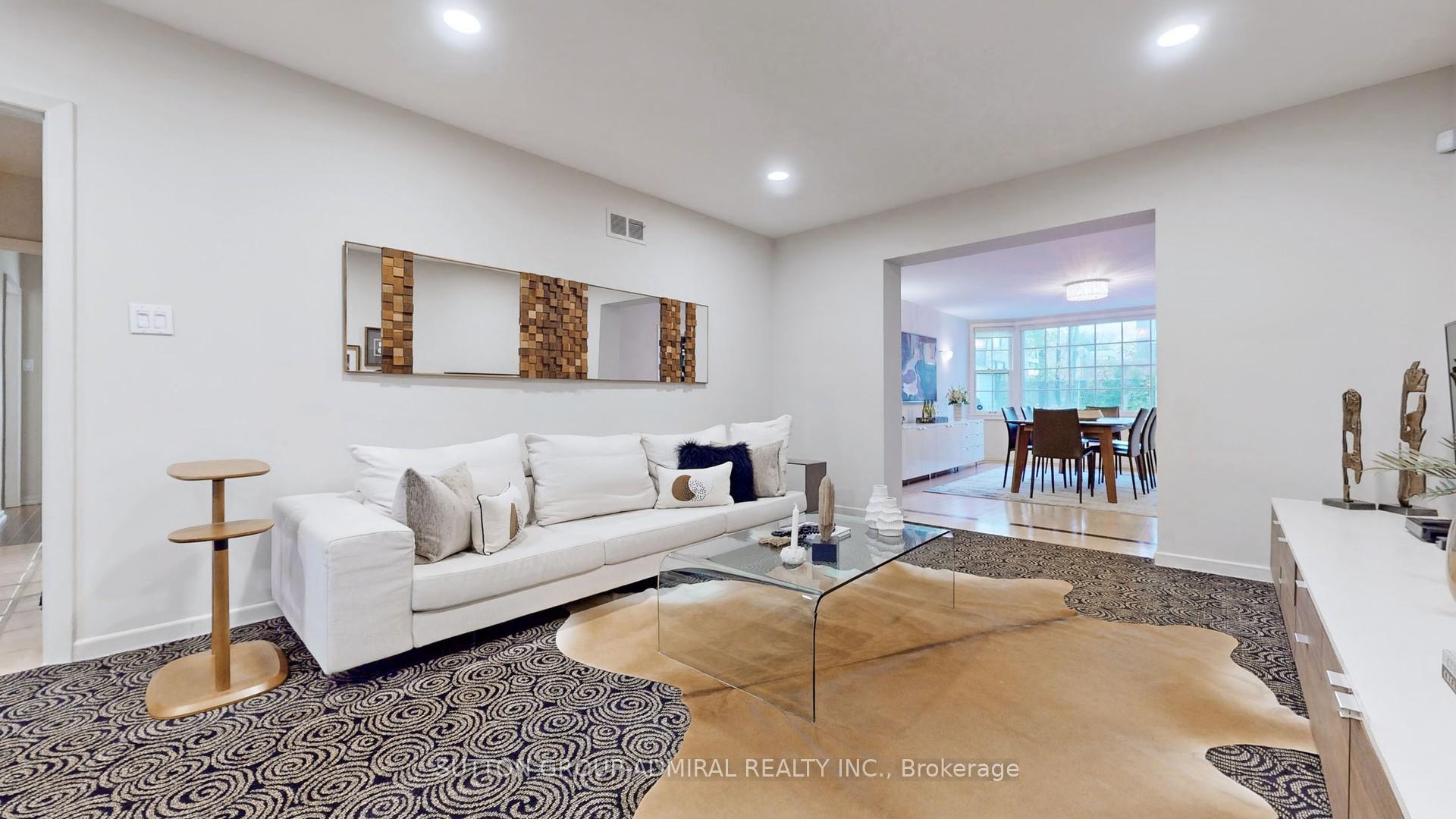 114 Lord Seaton Rd, Toronto, ON M2P1K9 | 4 Bedroom 5 Bathroom Detached House | Image 5