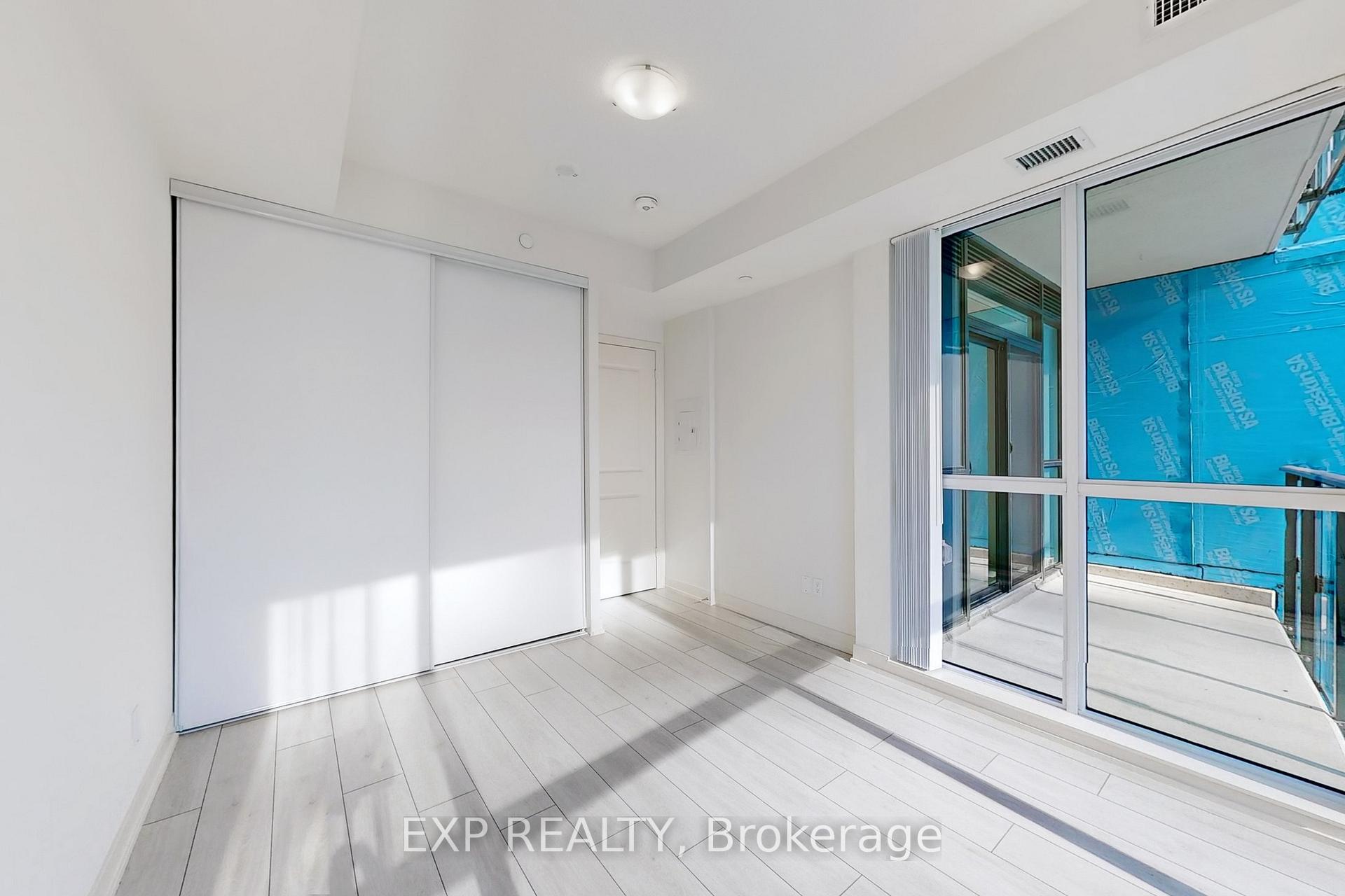 #918 - 4955 Yonge St, Toronto, ON M2N0L8 | 1 Bedroom 1 Bathroom Condo Apt | Image 8