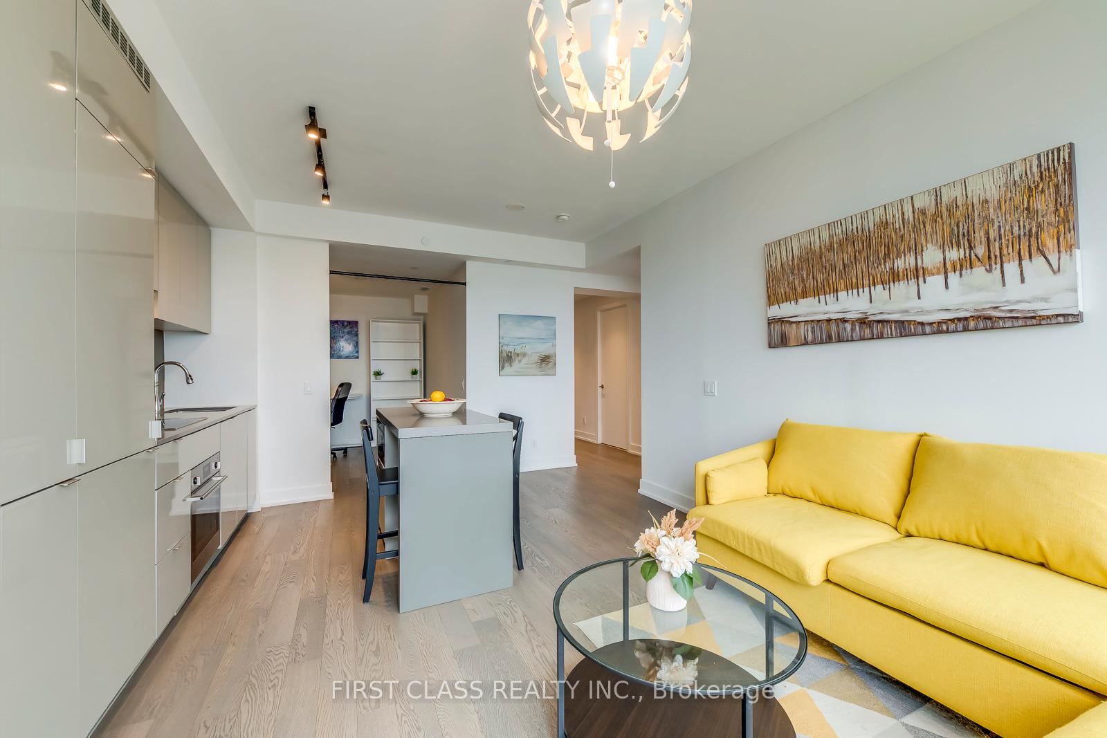 #5608 - 7 Grenville St, Toronto, ON M4Y0E9 | 1 Bedroom 1 Bathroom Condo Apt | Image 14