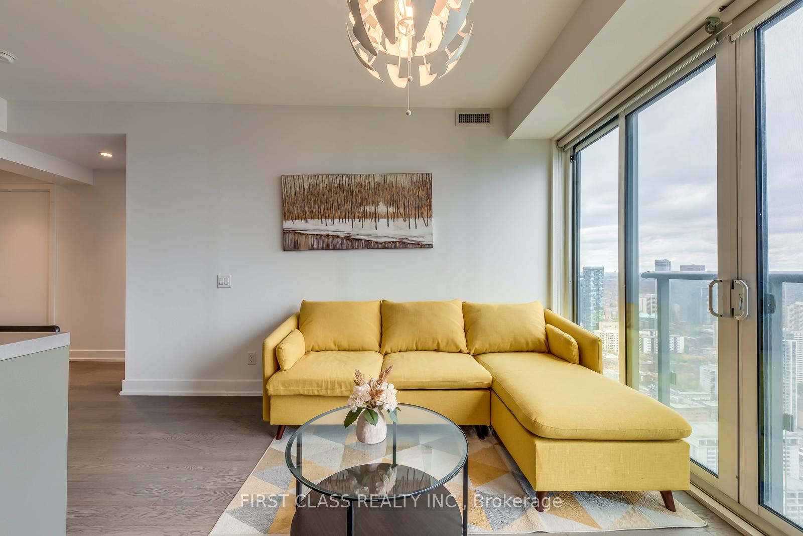 #5608 - 7 Grenville St, Toronto, ON M4Y0E9 | 1 Bedroom 1 Bathroom Condo Apt | Image 15