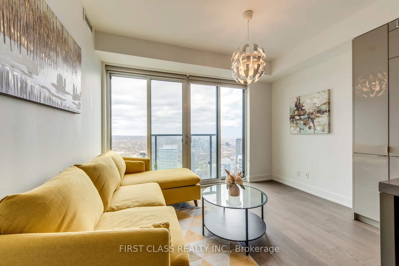 #5608 - 7 Grenville St, Toronto, ON M4Y0E9 | 1 Bedroom 1 Bathroom Condo Apt | Image 16