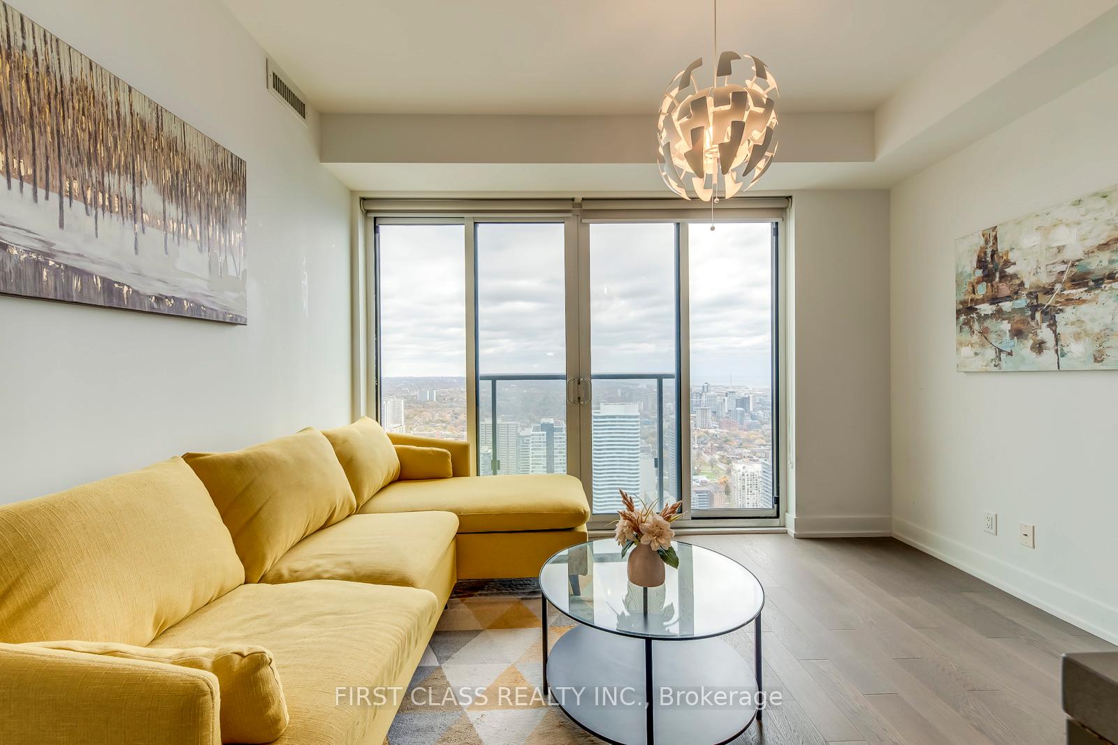 #5608 - 7 Grenville St, Toronto, ON M4Y0E9 | 1 Bedroom 1 Bathroom Condo Apt | Image 17