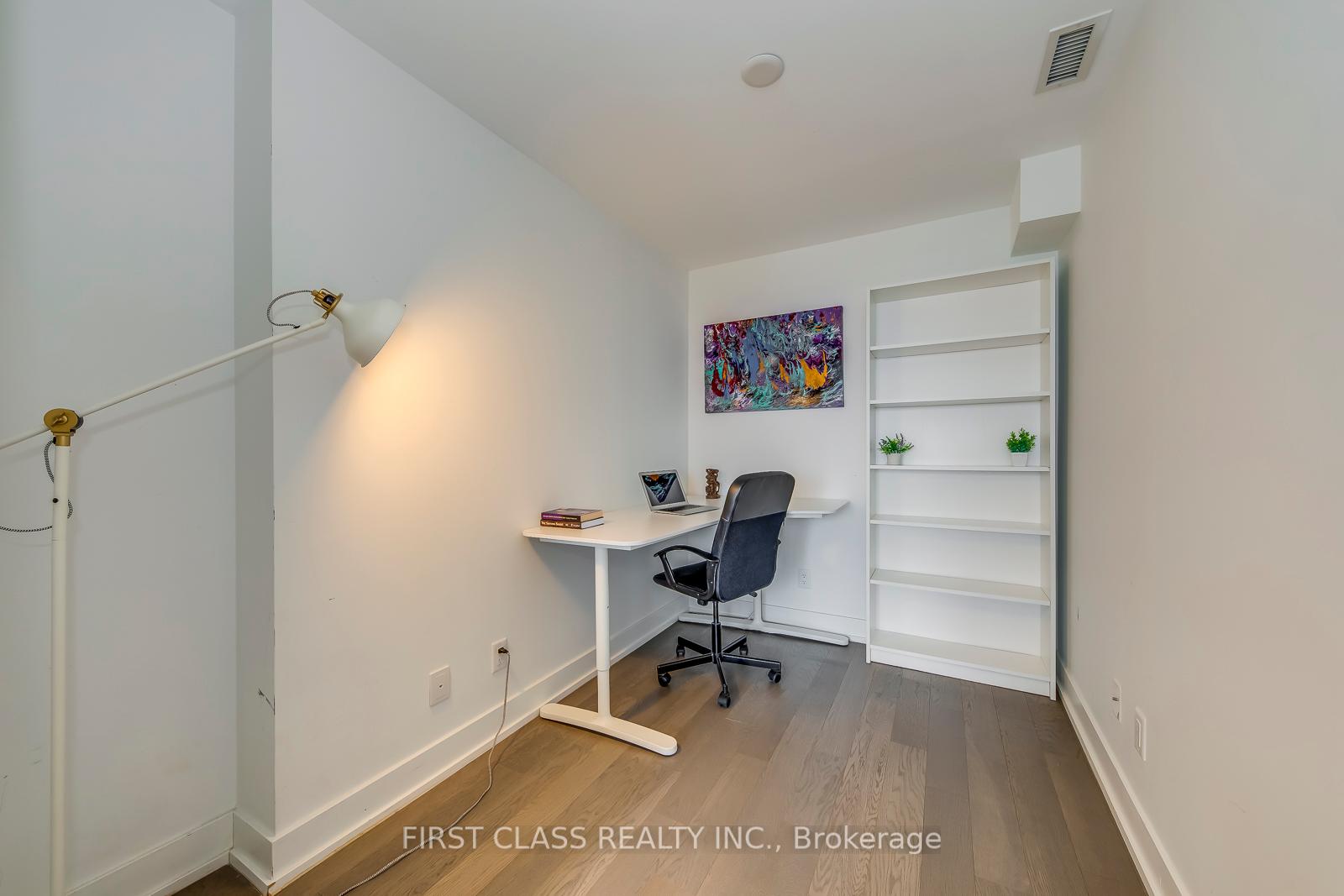 #5608 - 7 Grenville St, Toronto, ON M4Y0E9 | 1 Bedroom 1 Bathroom Condo Apt | Image 26