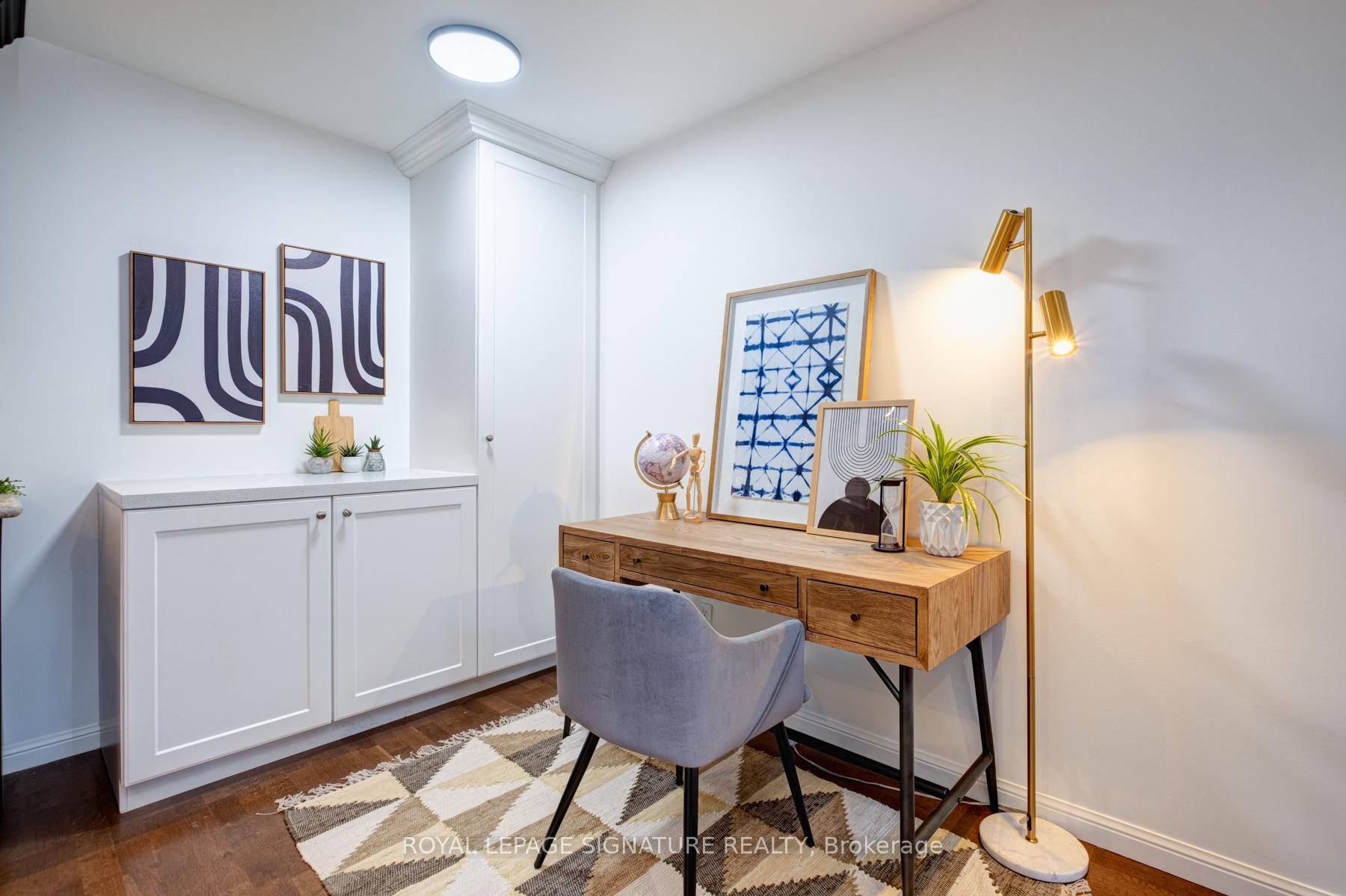 #425 - 900 Mount Pleasant Rd, Toronto, ON M4P3J9 | 2 Bedroom 2 Bathroom Condo Apt | Image 15