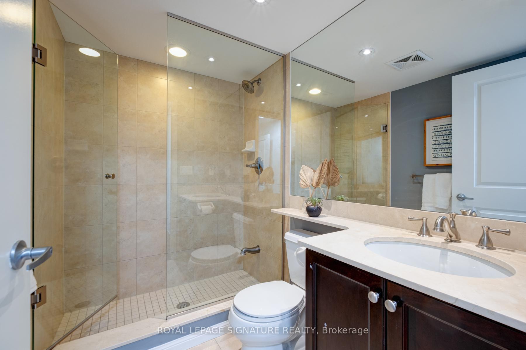 #425 - 900 Mount Pleasant Rd, Toronto, ON M4P3J9 | 2 Bedroom 2 Bathroom Condo Apt | Image 20