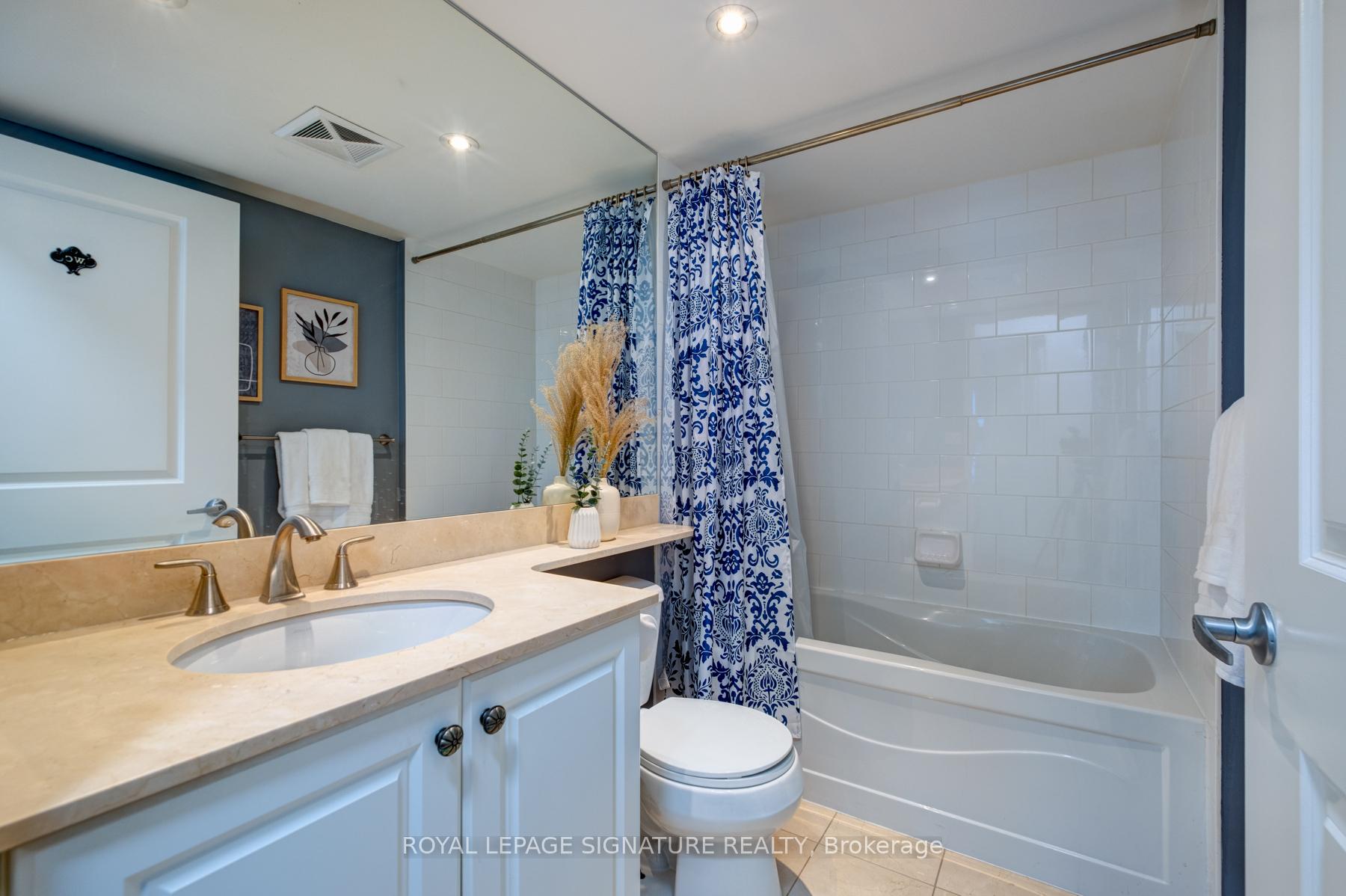 #425 - 900 Mount Pleasant Rd, Toronto, ON M4P3J9 | 2 Bedroom 2 Bathroom Condo Apt | Image 21