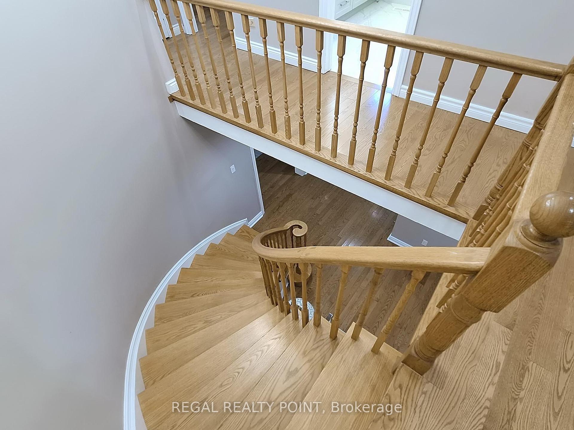 27 Bluffwood Dr, Toronto, ON M2H3L4 | 4 Bedroom 4 Bathroom Detached House | Image 14