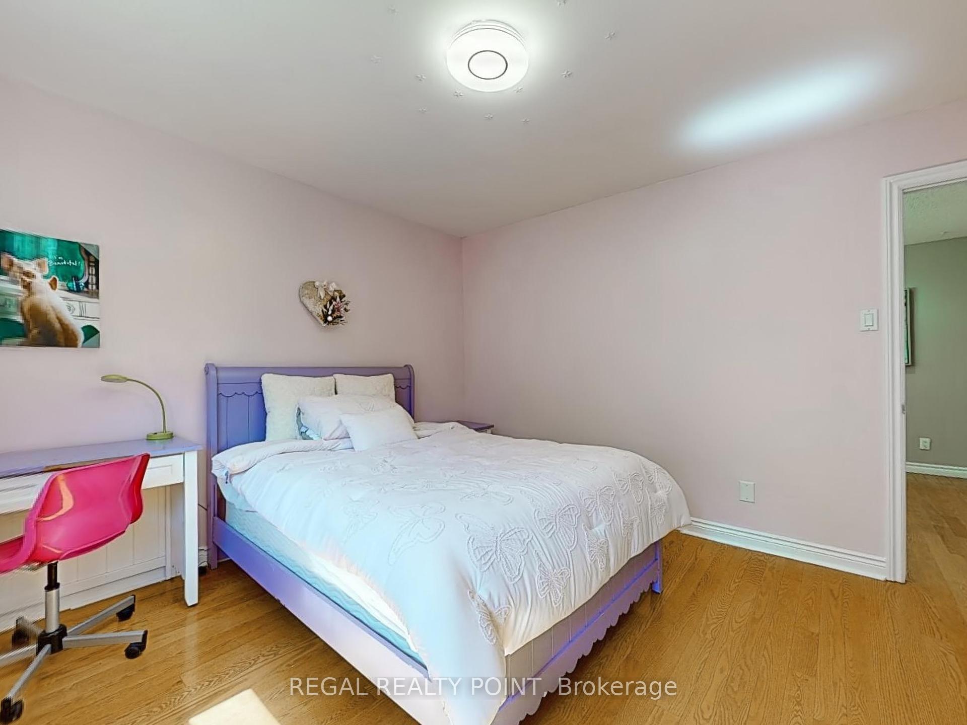 27 Bluffwood Dr, Toronto, ON M2H3L4 | 4 Bedroom 4 Bathroom Detached House | Image 19