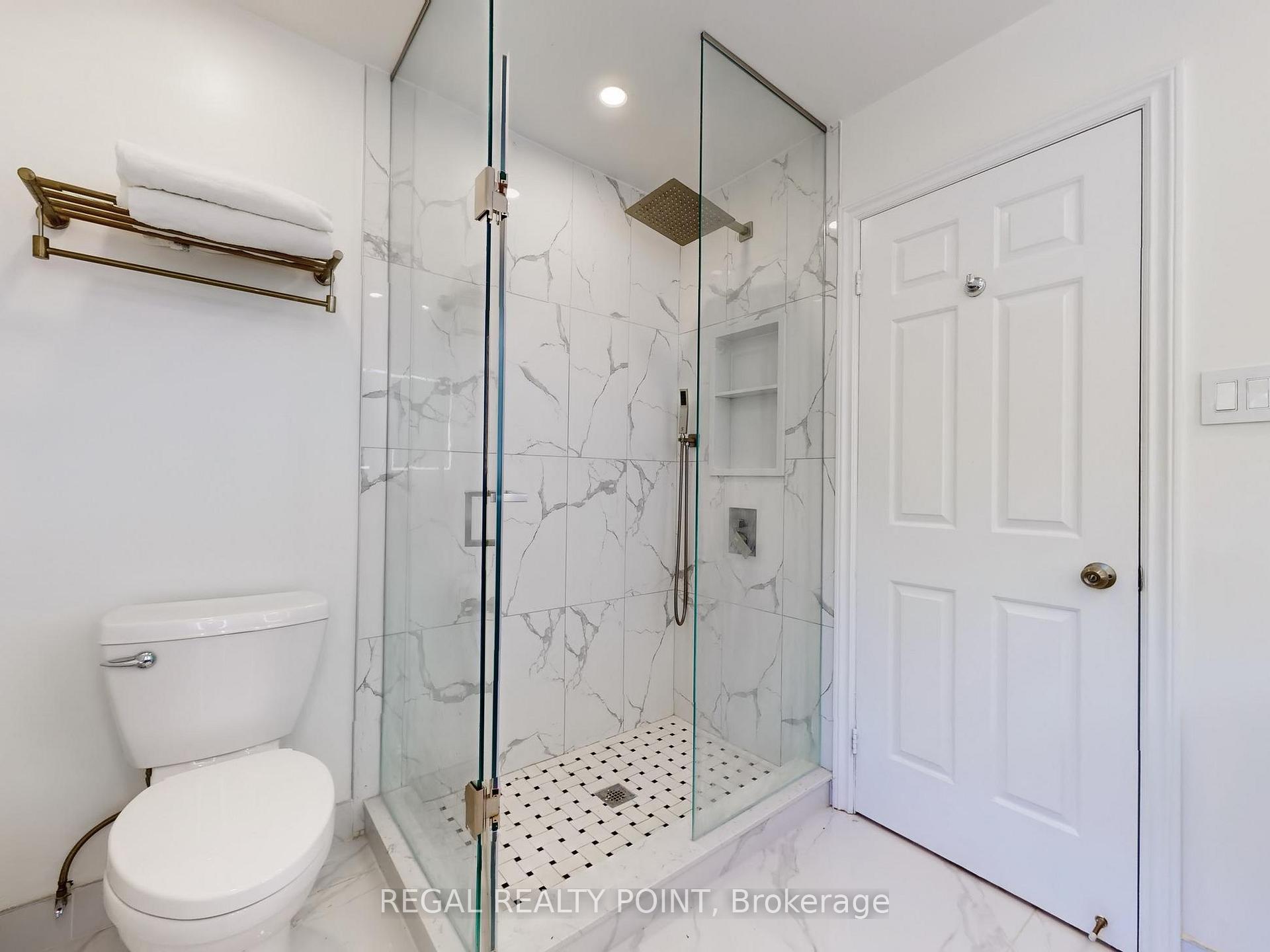 27 Bluffwood Dr, Toronto, ON M2H3L4 | 4 Bedroom 4 Bathroom Detached House | Image 23