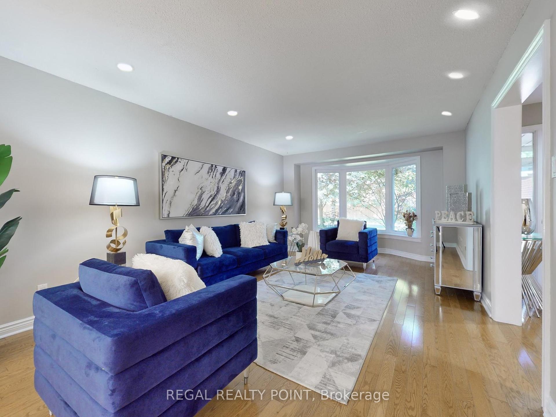 27 Bluffwood Dr, Toronto, ON M2H3L4 | 4 Bedroom 4 Bathroom Detached House | Image 7