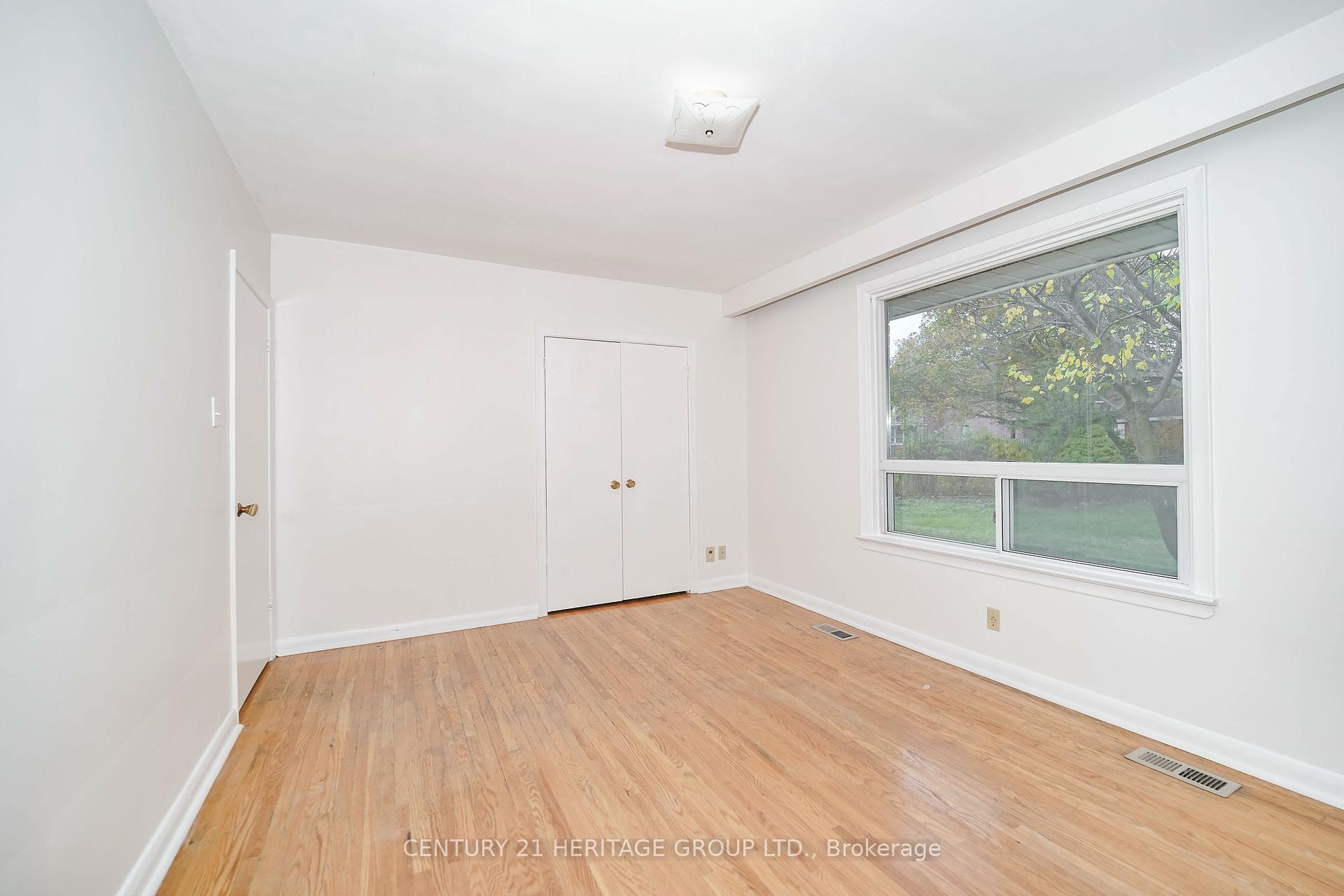 35 Caswell Dr, Toronto, ON M2M3M2 | 3 Bedroom 2 Bathroom Detached House | Image 16