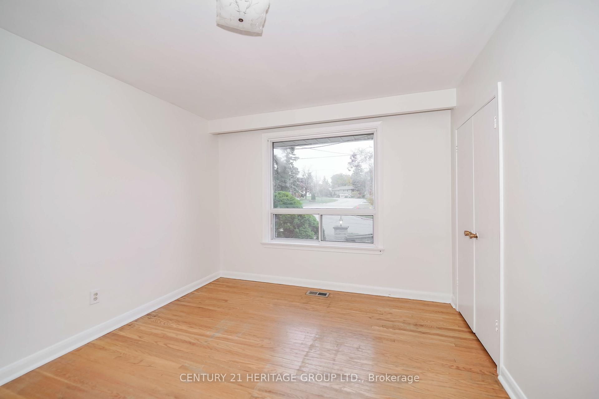 35 Caswell Dr, Toronto, ON M2M3M2 | 3 Bedroom 2 Bathroom Detached House | Image 17