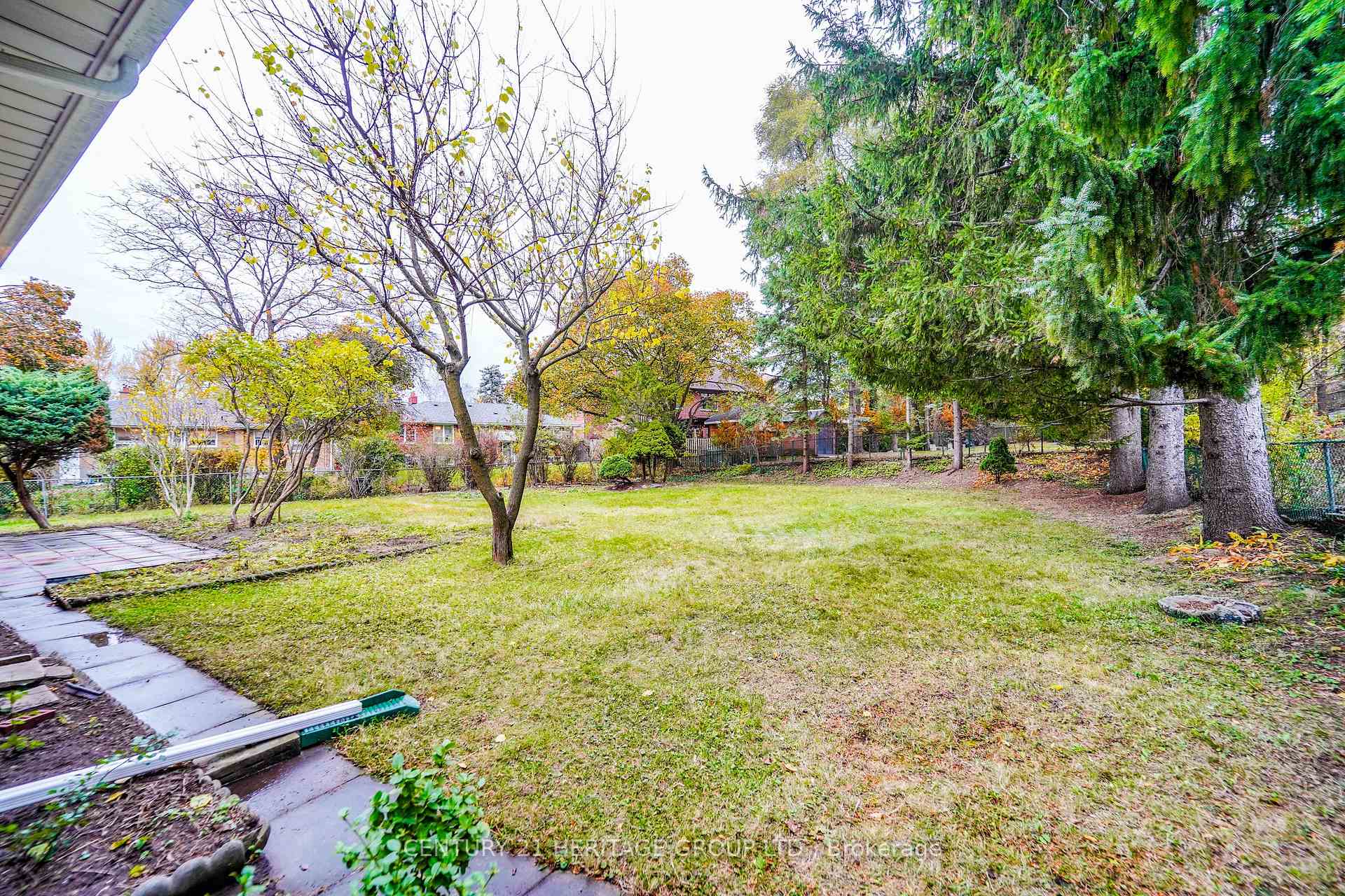 35 Caswell Dr, Toronto, ON M2M3M2 | 3 Bedroom 2 Bathroom Detached House | Image 26