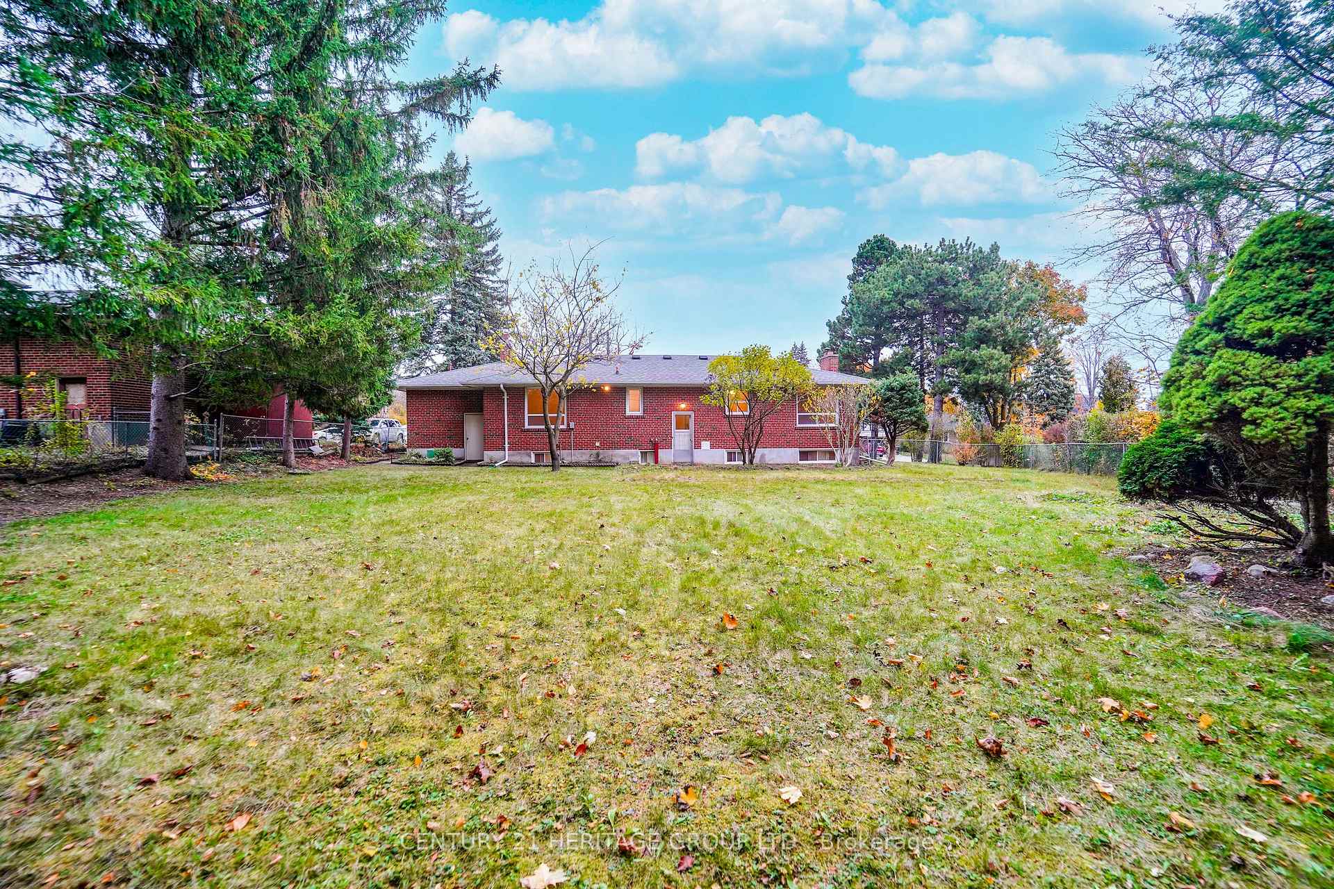 35 Caswell Dr, Toronto, ON M2M3M2 | 3 Bedroom 2 Bathroom Detached House | Image 27