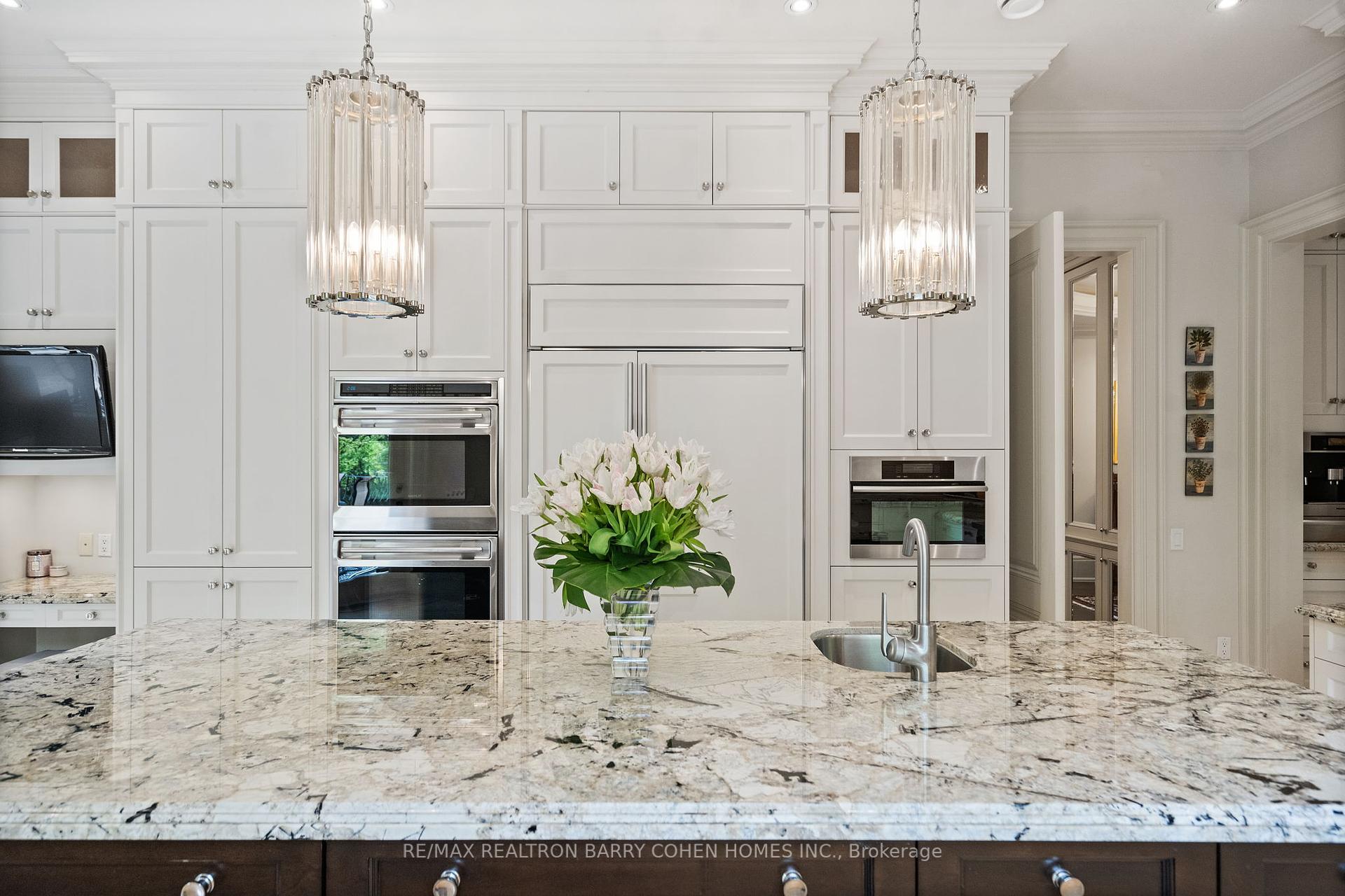 44 Fifeshire Rd, Toronto, ON M2L2G6 | 4 Bedroom 9 Bathroom Detached House | Image 12