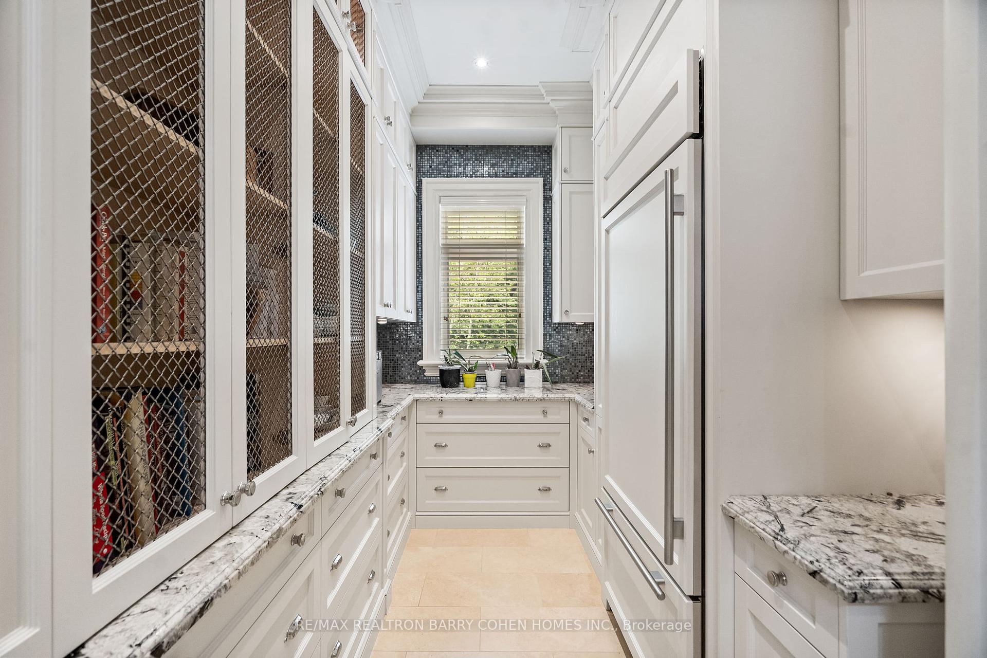 44 Fifeshire Rd, Toronto, ON M2L2G6 | 4 Bedroom 9 Bathroom Detached House | Image 16