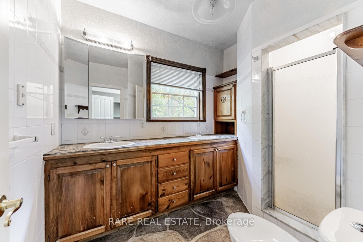 70 Don River Blvd, Toronto, ON M2N2M9 | 3 Bedroom 3 Bathroom Detached House | Image 12