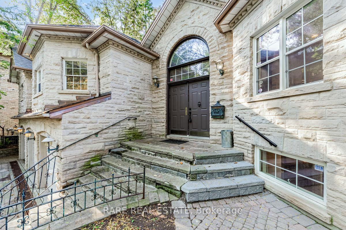 70 Don River Blvd, Toronto, ON M2N2M9 | 3 Bedroom 3 Bathroom Detached House | Image 2