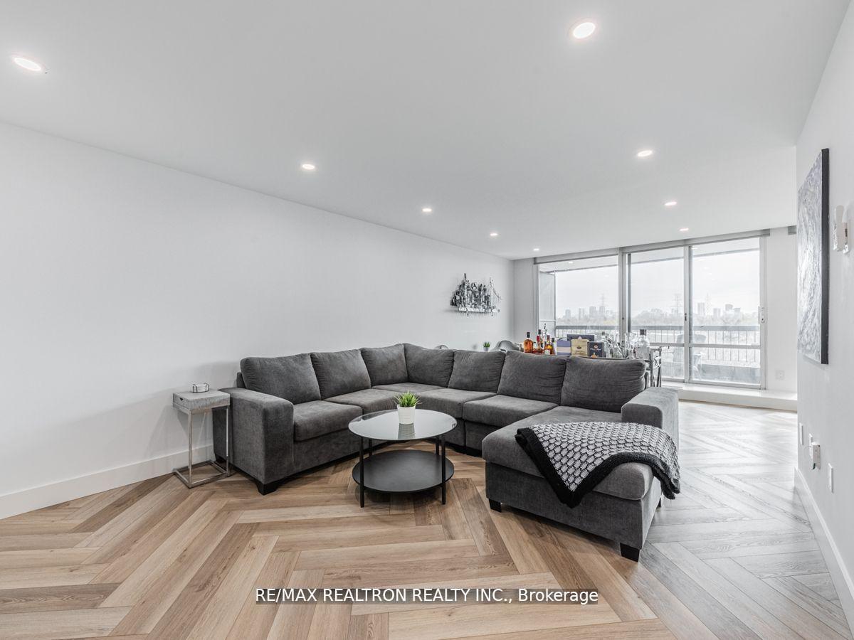 #601 - 115 Antibes Dr, Toronto, ON M2R2Y9 | 2 Bedroom 2 Bathroom Condo Apt | Image 10