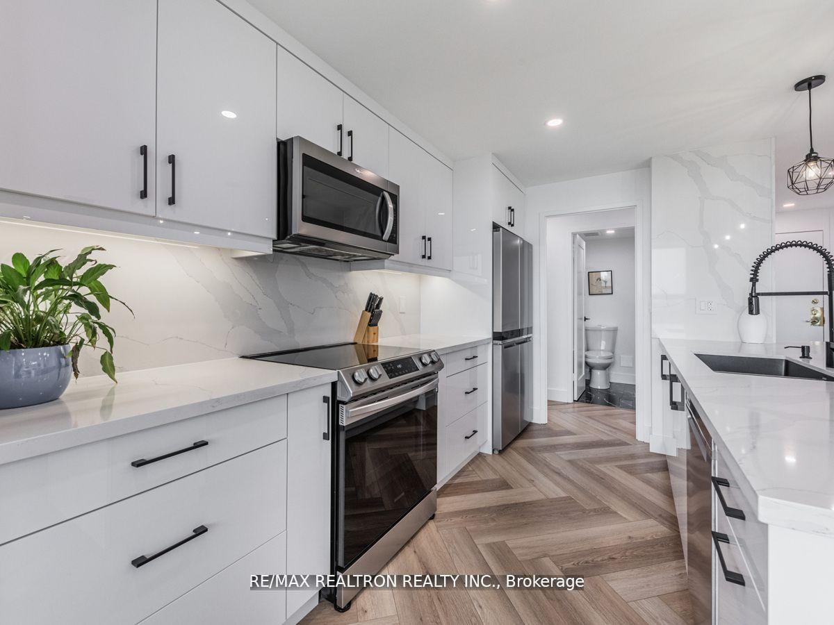 #601 - 115 Antibes Dr, Toronto, ON M2R2Y9 | 2 Bedroom 2 Bathroom Condo Apt | Image 7