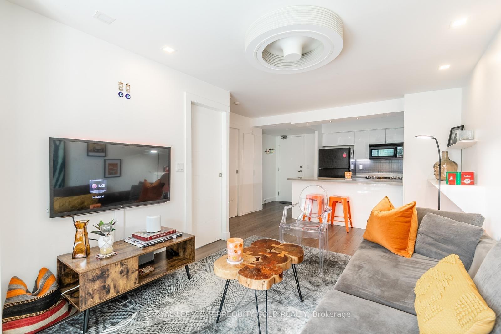 #803 - 330 Adelaide St E, Toronto, ON M5A4S9 | 1 Bedroom 1 Bathroom Condo Apt | Image 1