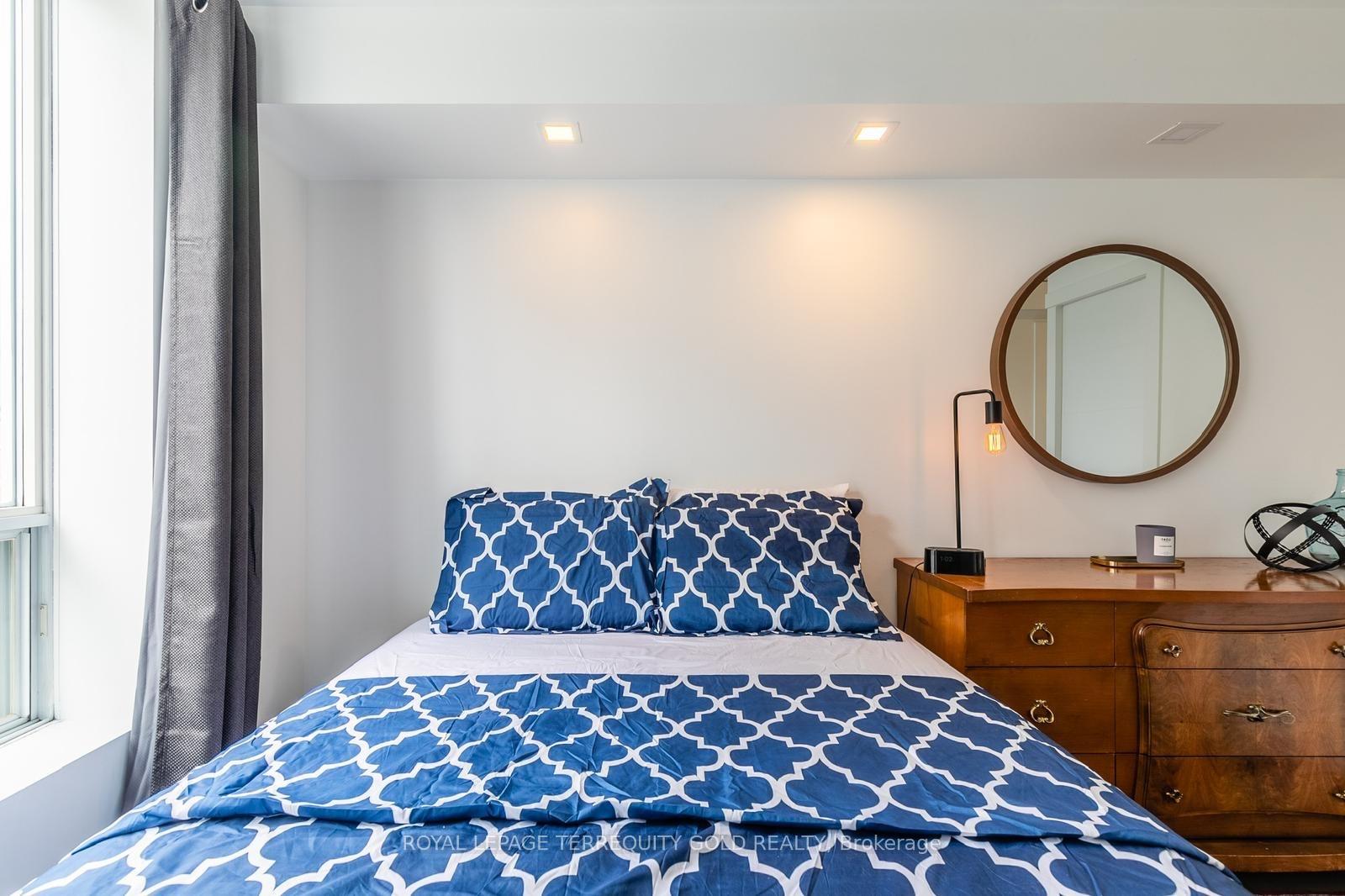 #803 - 330 Adelaide St E, Toronto, ON M5A4S9 | 1 Bedroom 1 Bathroom Condo Apt | Image 10