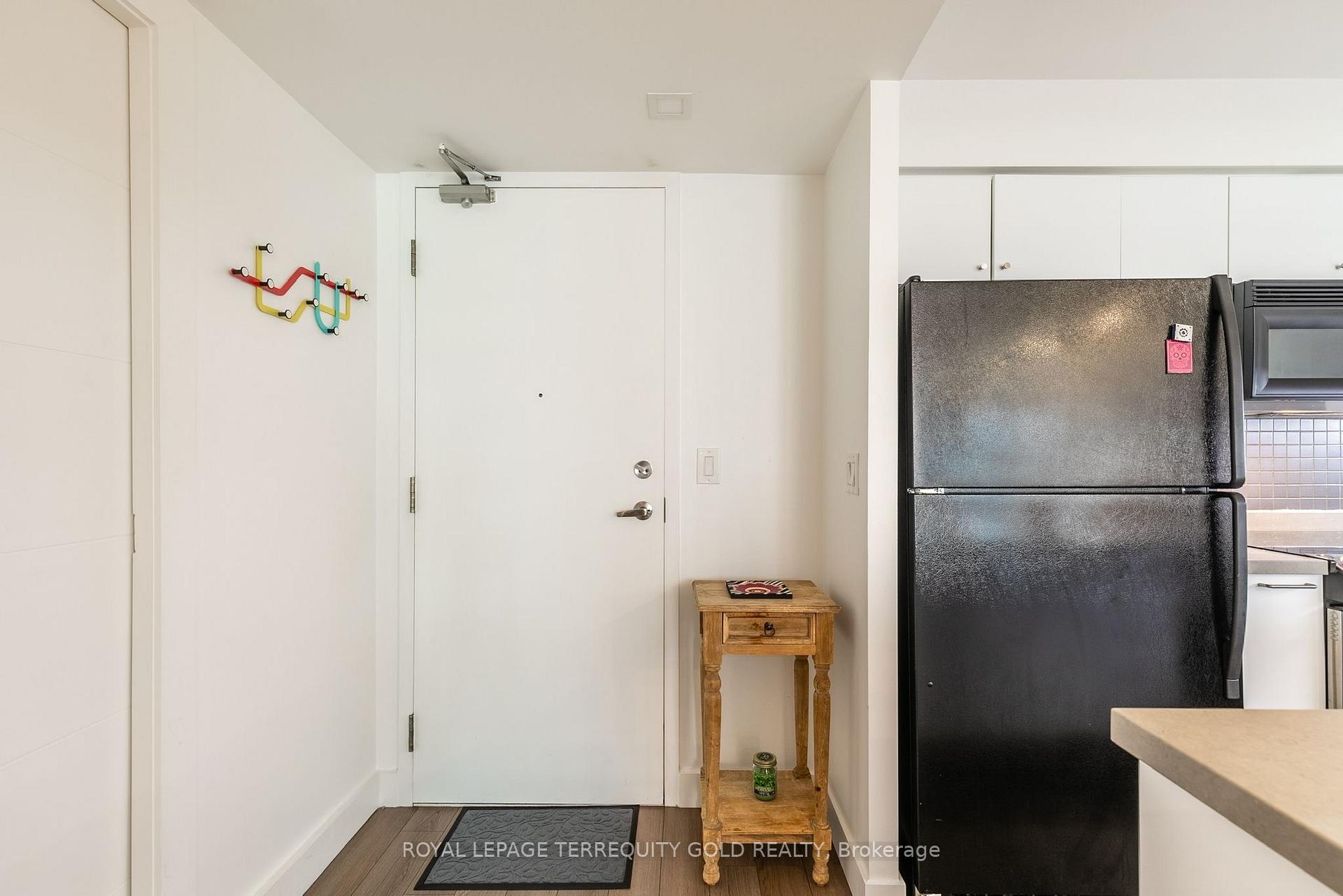 #803 - 330 Adelaide St E, Toronto, ON M5A4S9 | 1 Bedroom 1 Bathroom Condo Apt | Image 4