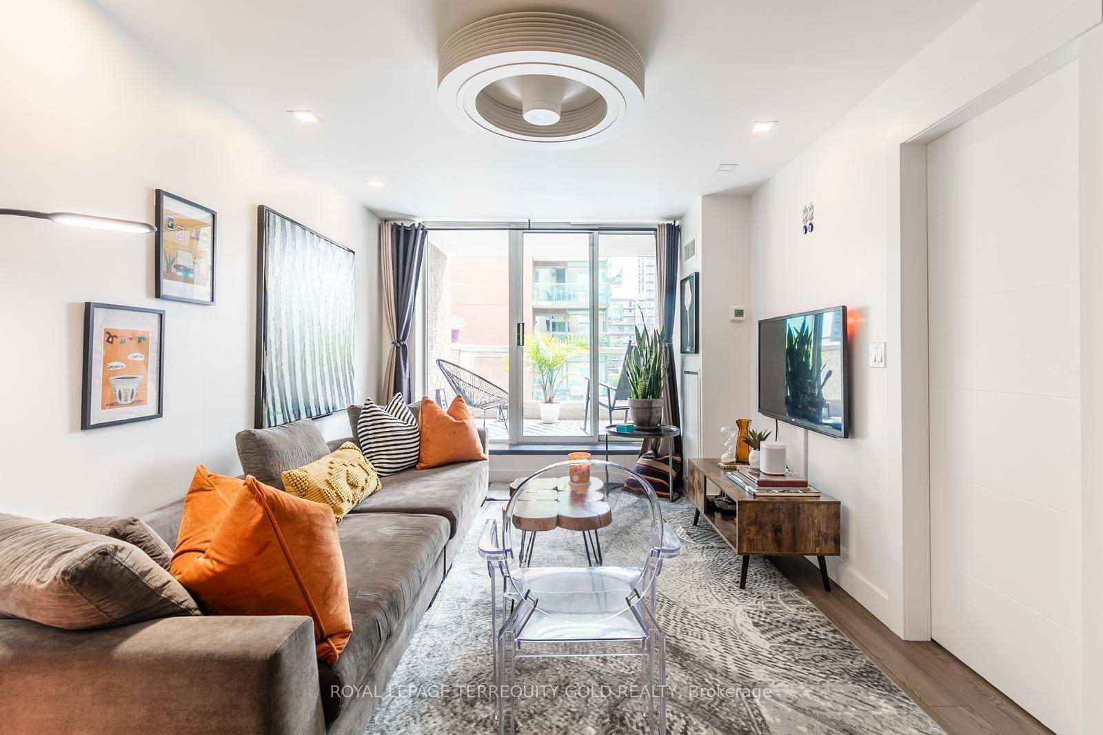 #803 - 330 Adelaide St E, Toronto, ON M5A4S9 | 1 Bedroom 1 Bathroom Condo Apt | Image 5