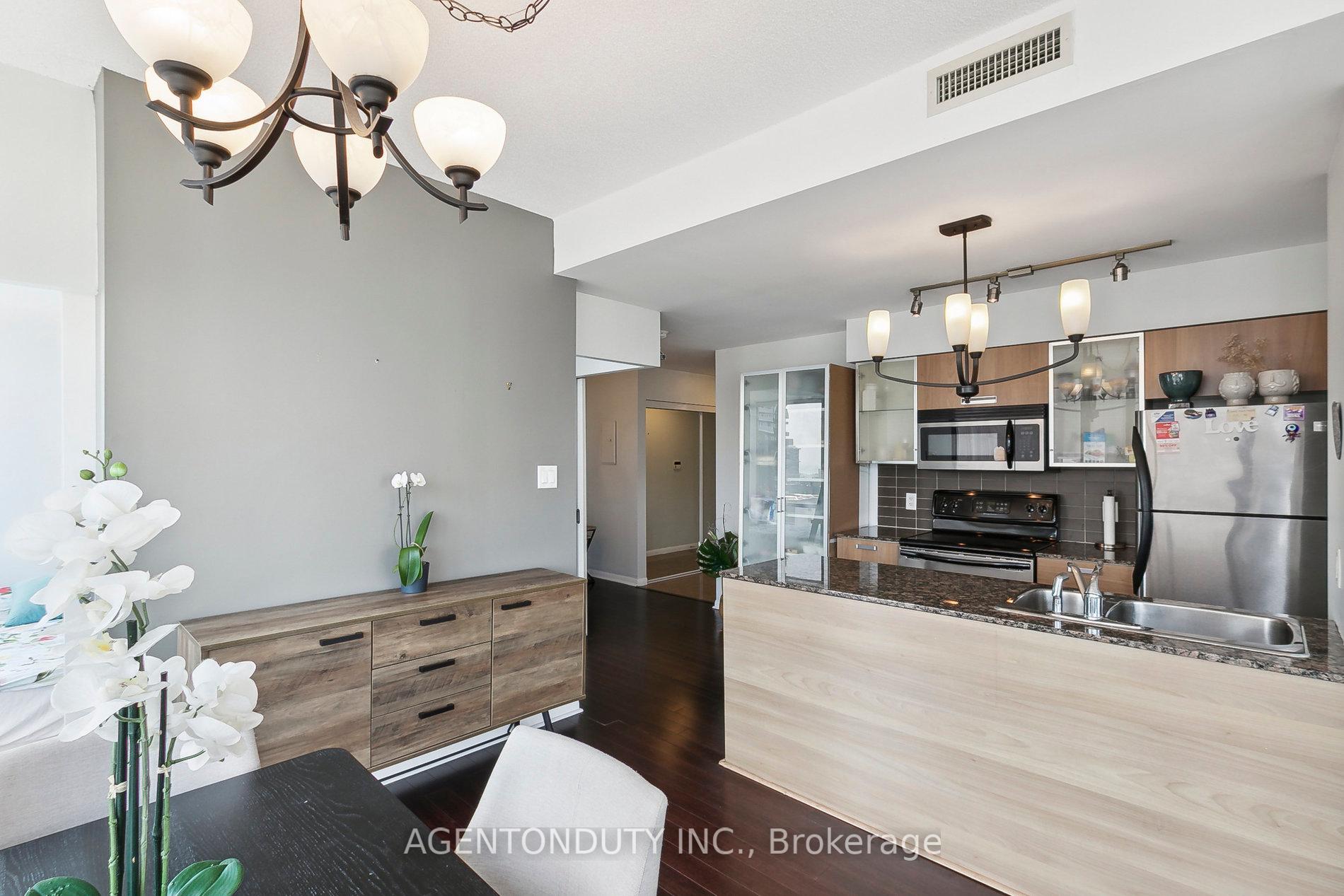 #2507 - 37 Grosvenor St, Toronto, ON M4Y3G5 | 2 Bedroom 2 Bathroom Condo Apt | Image 20