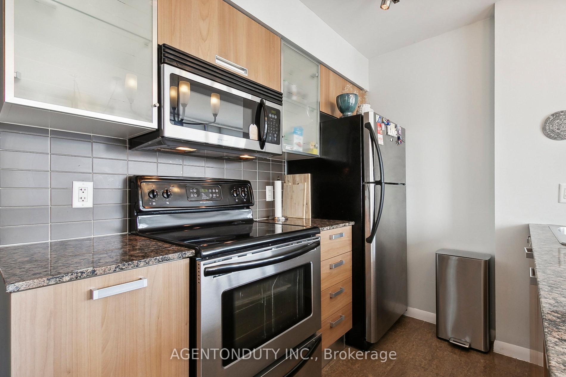 #2507 - 37 Grosvenor St, Toronto, ON M4Y3G5 | 2 Bedroom 2 Bathroom Condo Apt | Image 23