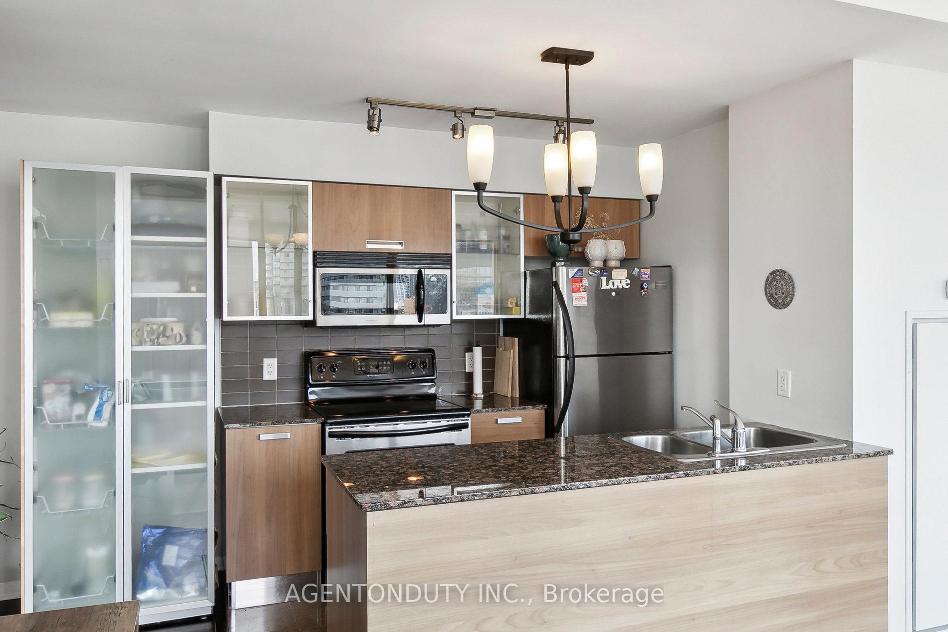 #2507 - 37 Grosvenor St, Toronto, ON M4Y3G5 | 2 Bedroom 2 Bathroom Condo Apt | Image 9