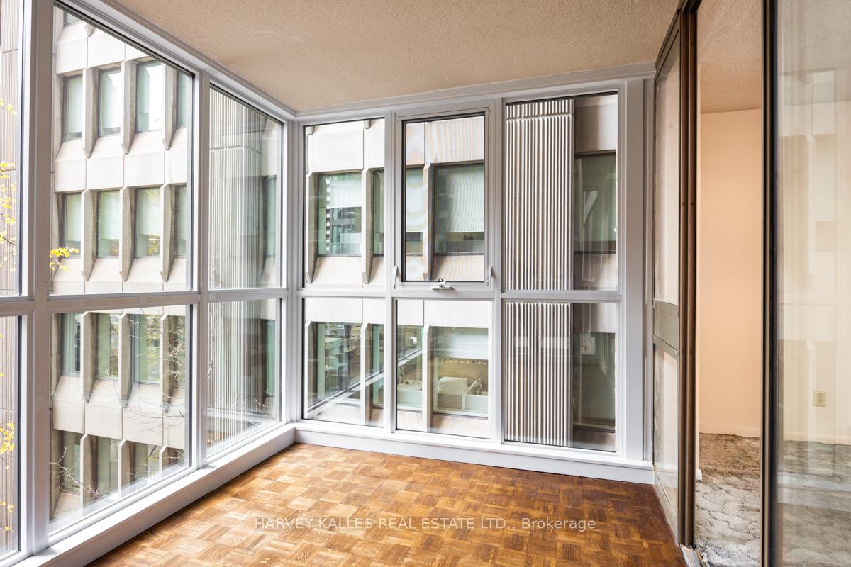 #601 - 278 Bloor St E, Toronto, ON M4W3M4 | 2 Bedroom 2 Bathroom Condo Apt | Image 10