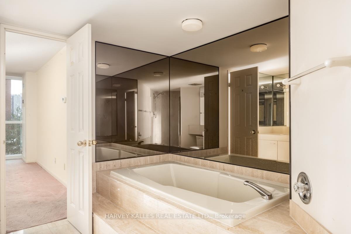 #601 - 278 Bloor St E, Toronto, ON M4W3M4 | 2 Bedroom 2 Bathroom Condo Apt | Image 22