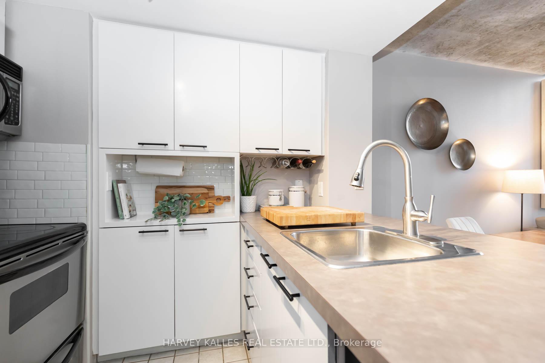 #619 - 255 Richmond St E, Toronto, ON M5A1P2 | 1 Bedroom 1 Bathroom Condo Apt | Image 13