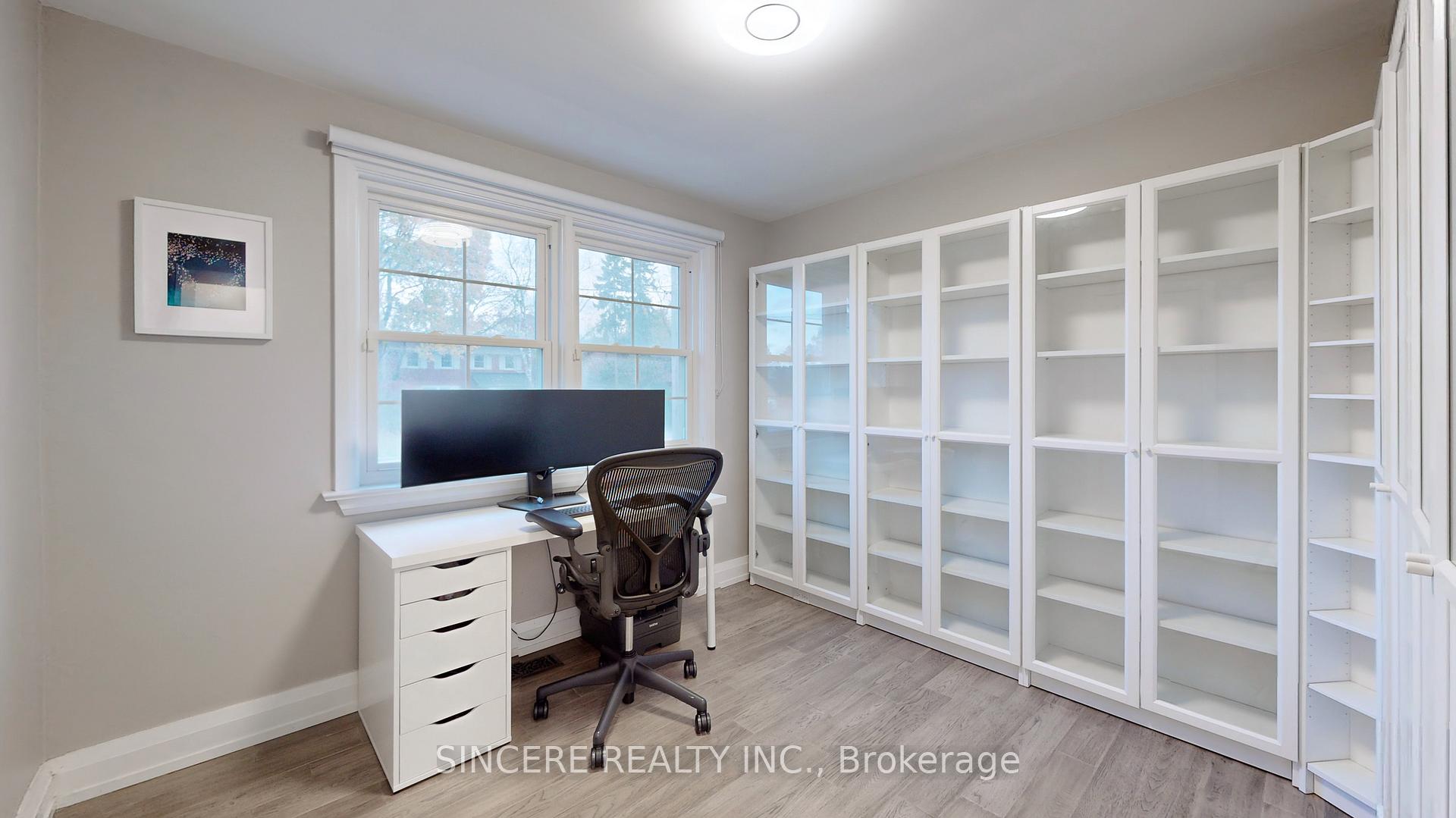 39 Greengrove Cres, Toronto, ON M3A1H8 | 3 Bedroom 3 Bathroom Detached House | Image 17