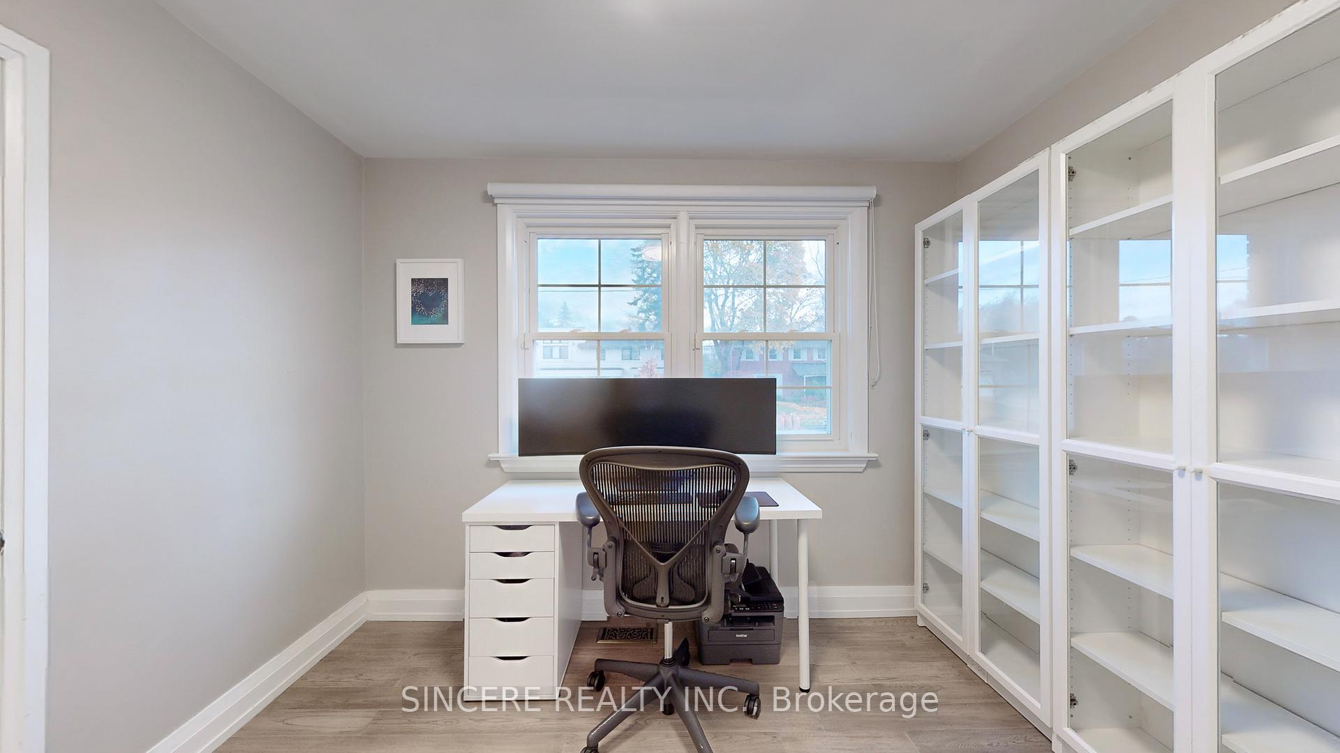 39 Greengrove Cres, Toronto, ON M3A1H8 | 3 Bedroom 3 Bathroom Detached House | Image 18