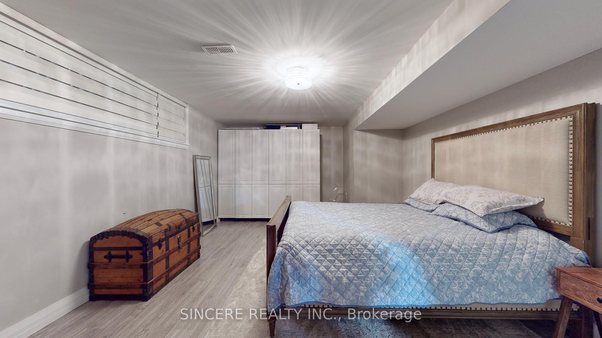 39 Greengrove Cres, Toronto, ON M3A1H8 | 3 Bedroom 3 Bathroom Detached House | Image 28