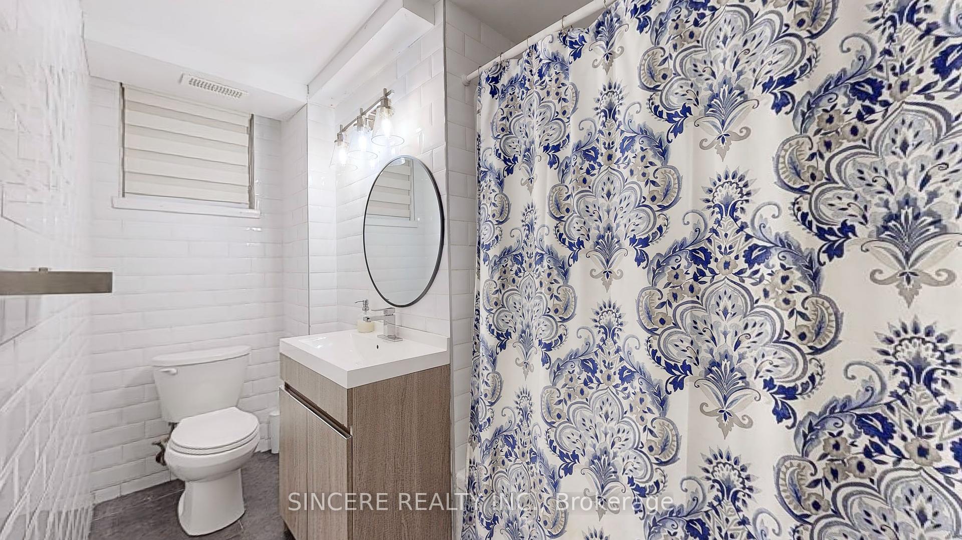 39 Greengrove Cres, Toronto, ON M3A1H8 | 3 Bedroom 3 Bathroom Detached House | Image 34