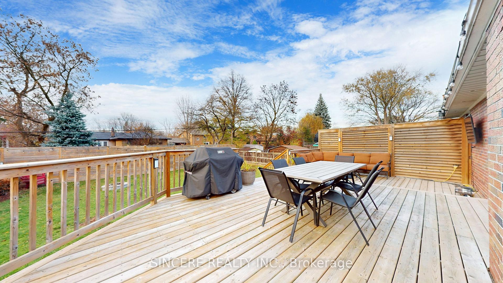 39 Greengrove Cres, Toronto, ON M3A1H8 | 3 Bedroom 3 Bathroom Detached House | Image 37