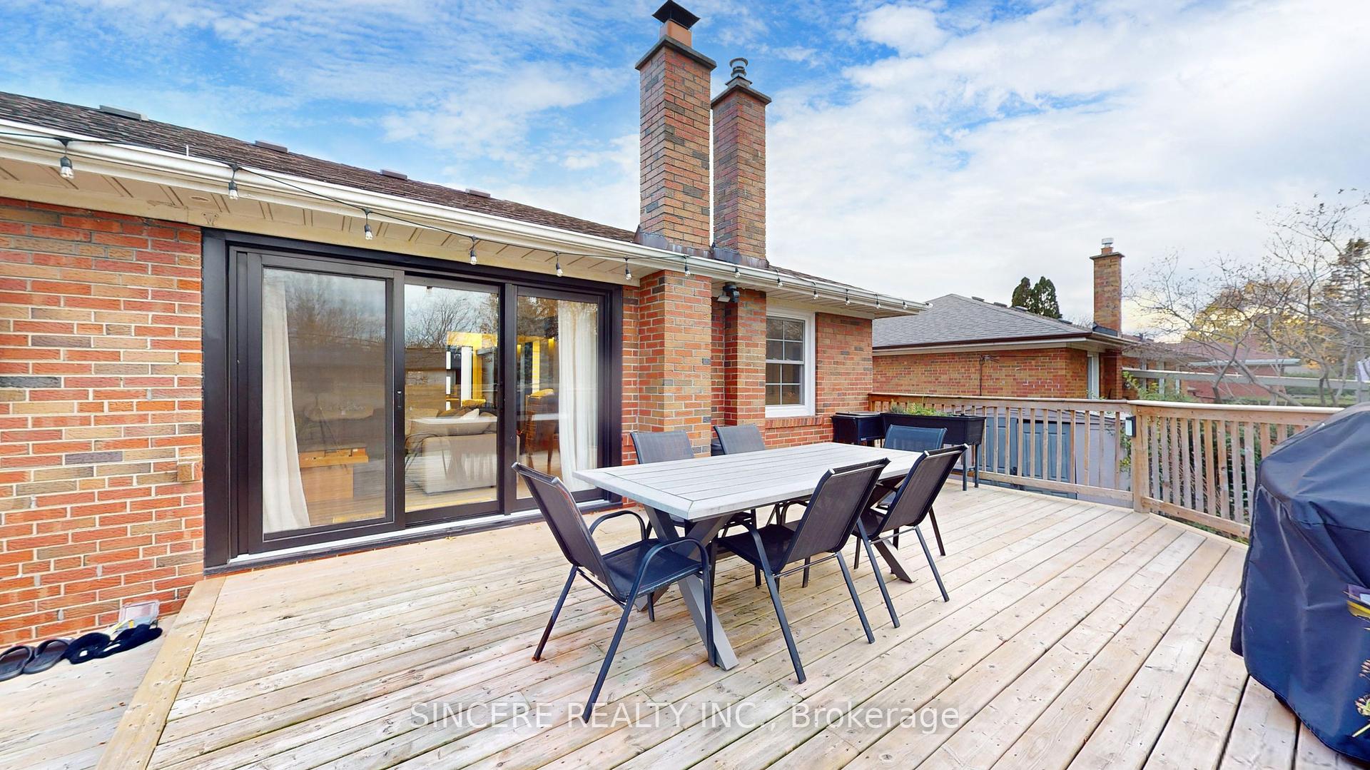 39 Greengrove Cres, Toronto, ON M3A1H8 | 3 Bedroom 3 Bathroom Detached House | Image 38